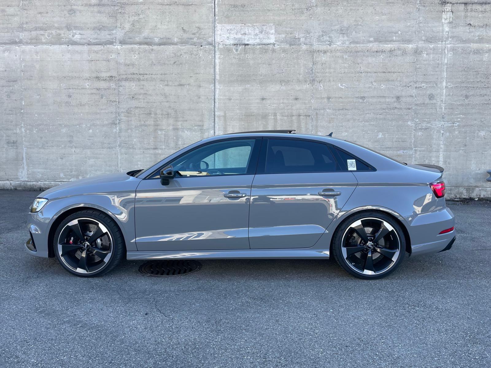 AUDI RS3 Limousine 2.5 TSI quattro S-tronic