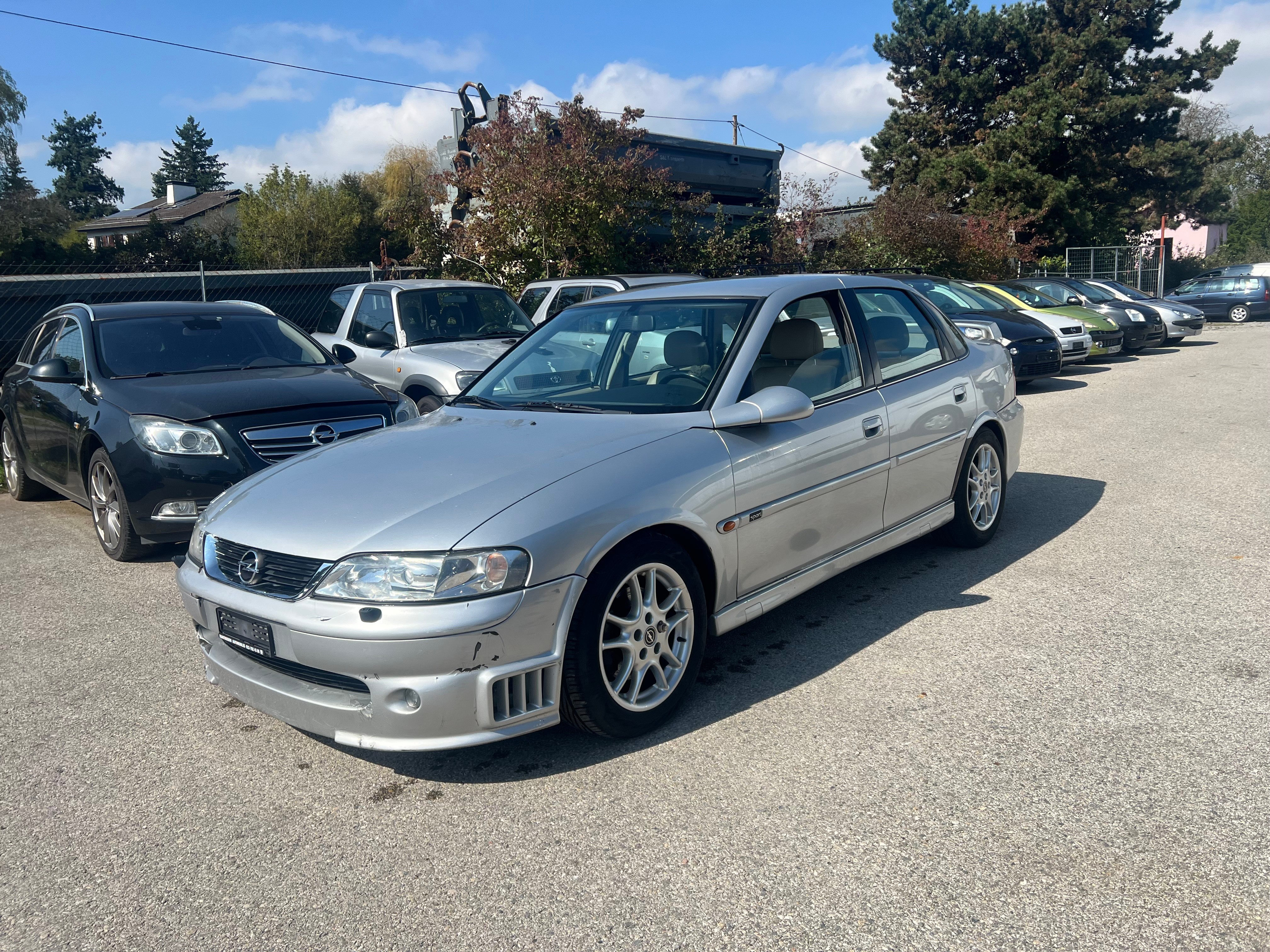 OPEL Vectra 2.5i V6 Sport