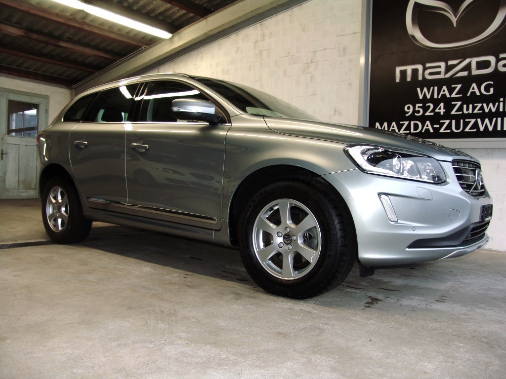 VOLVO XC60 2.4 D4 Summum AWD S/S