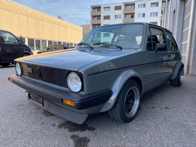 VW Golf 1800 GTI