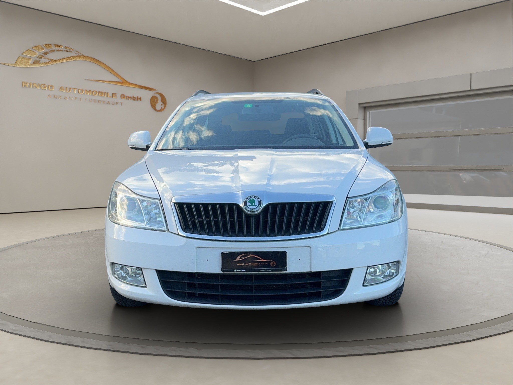 SKODA Octavia Combi 1.6 TDI Elegance