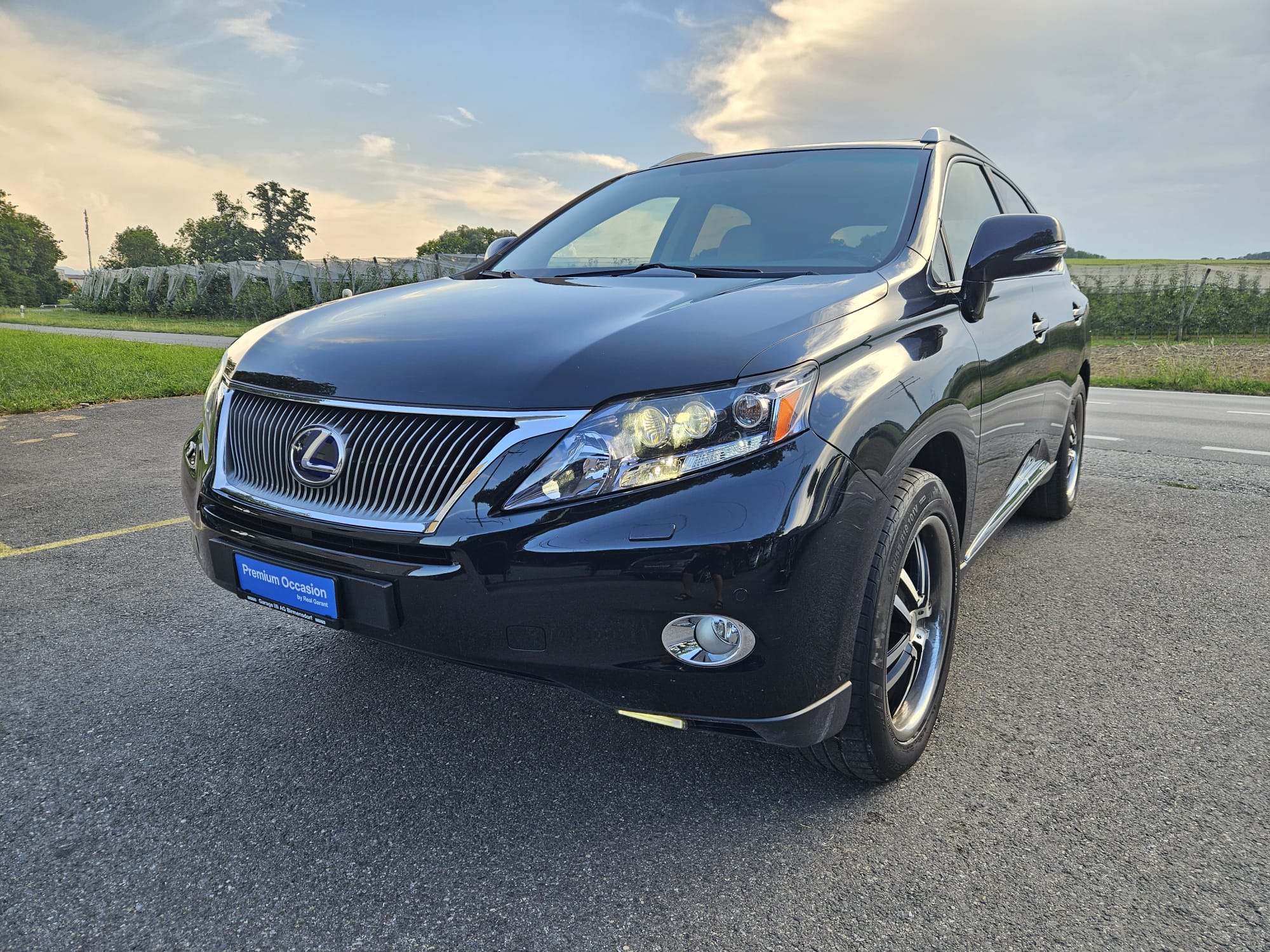 LEXUS RX 450h ** Frish Service & MFK ** Expertise & Service du jour **