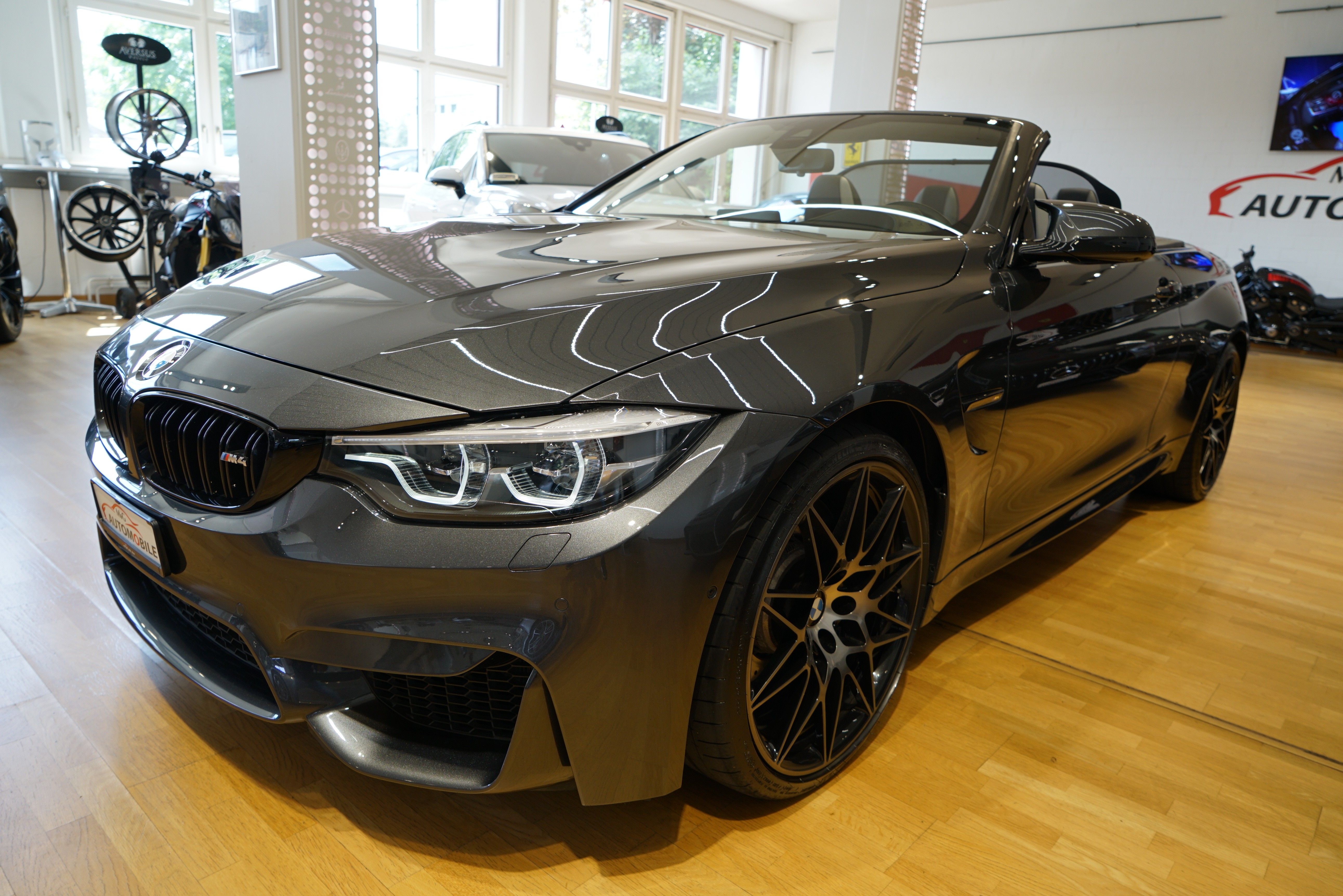 BMW M4 Cabriolet Drivelogic M Competition