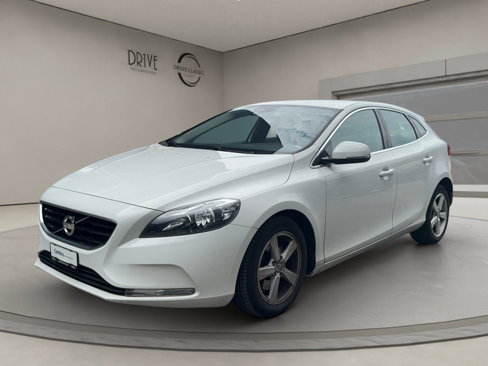 VOLVO V40 D2 Momentum Powershift