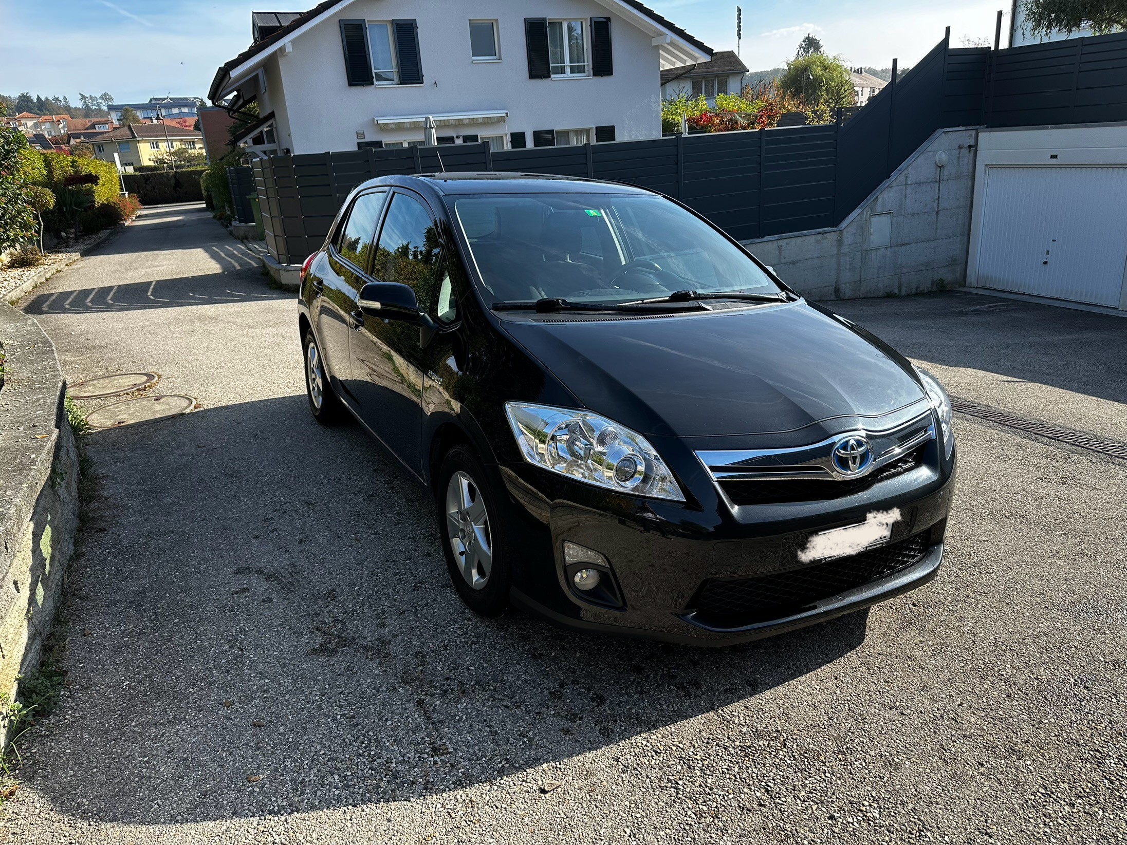 TOYOTA Auris 1.8 16V HSD Linea Luna