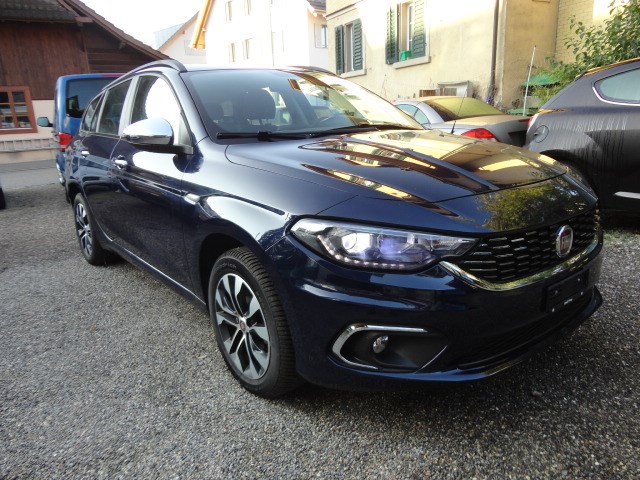 FIAT Tipo 1.6MJ Station Wagon Mirror DCT