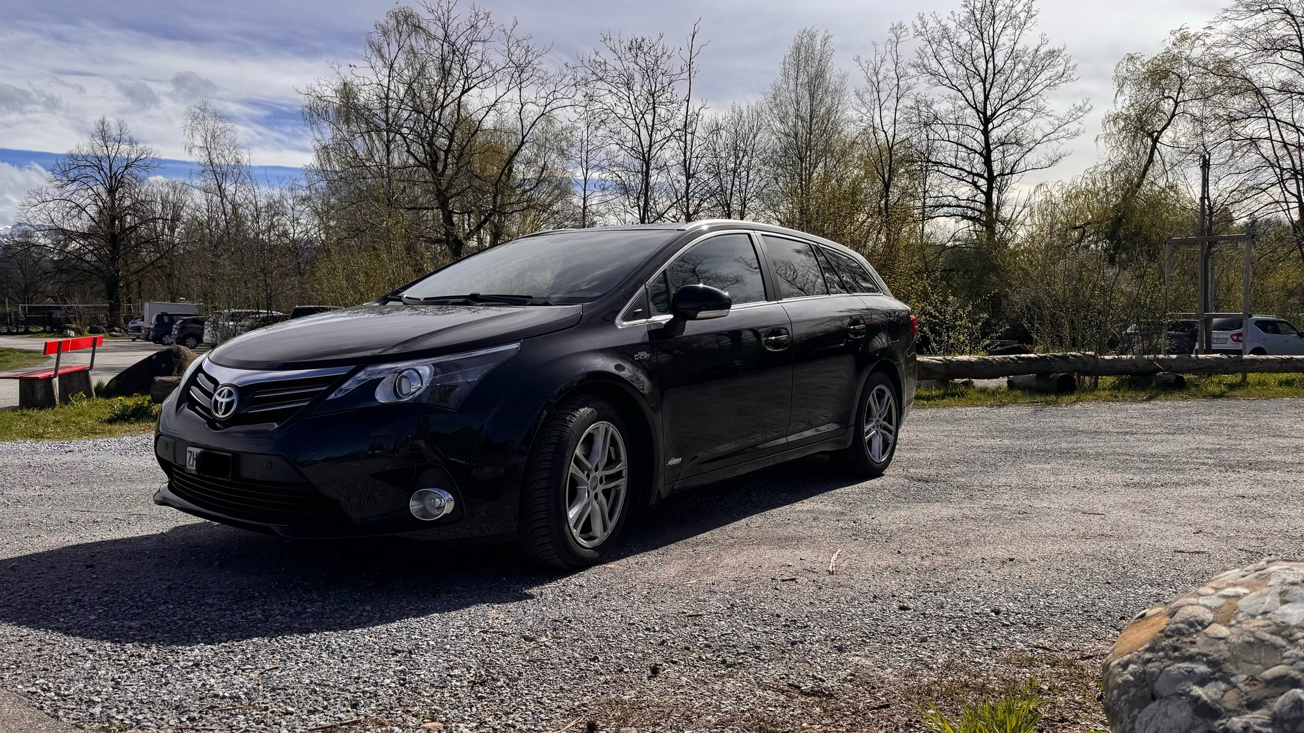 TOYOTA Avensis Sportswagon 2.2D-CAT Linea Sol