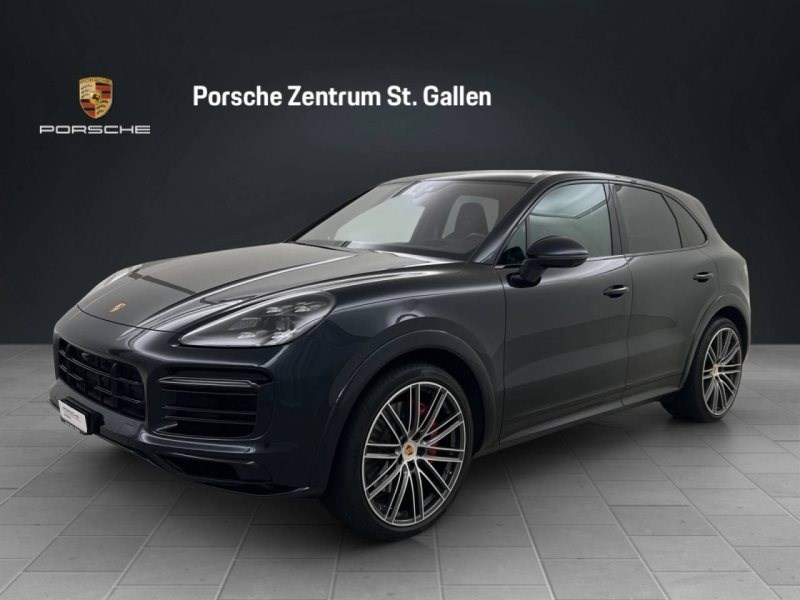 PORSCHE CAYENNE GTS