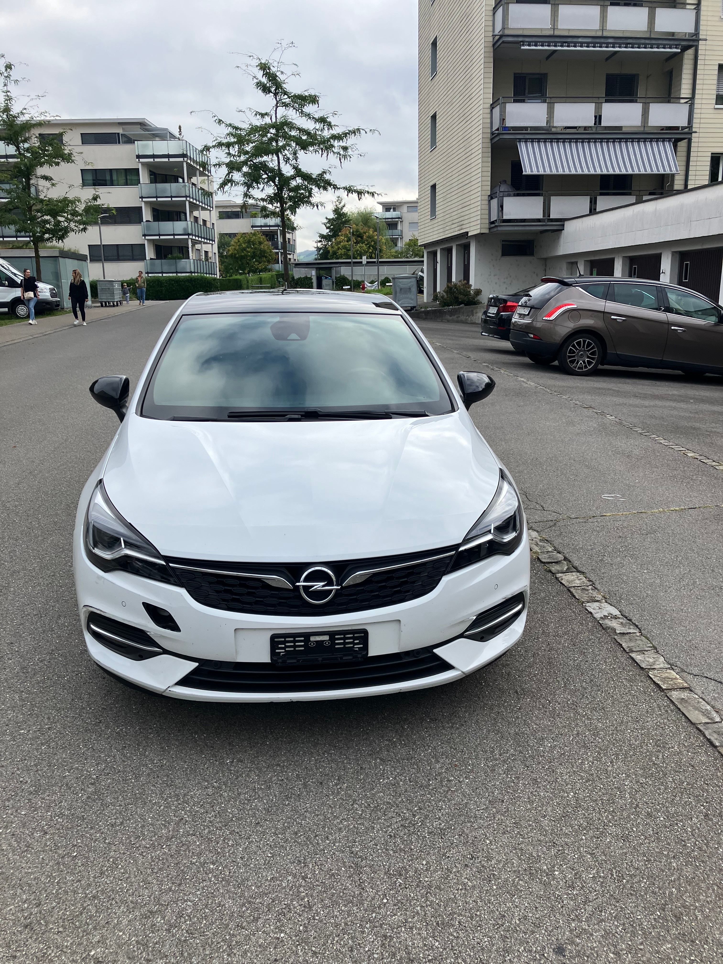 OPEL Astra 1.2i Turbo Edition