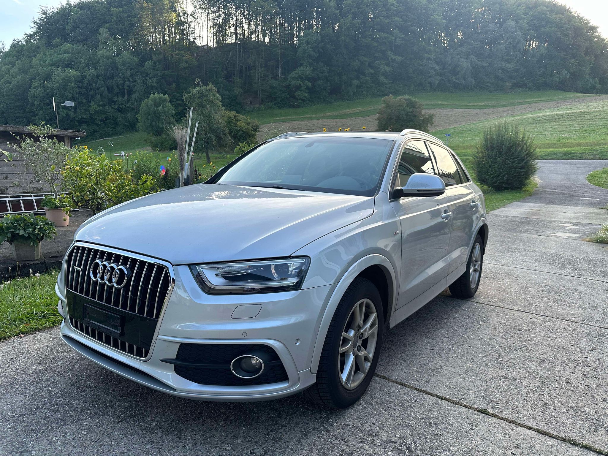 AUDI Q3 2.0 TDI quattro S-tronic