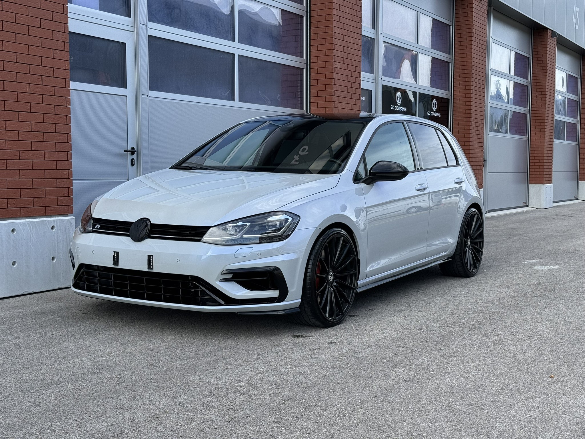 VW Golf 2.0 TSI R 4Motion DSG Akrapovic sans FAP/Ohne OPF