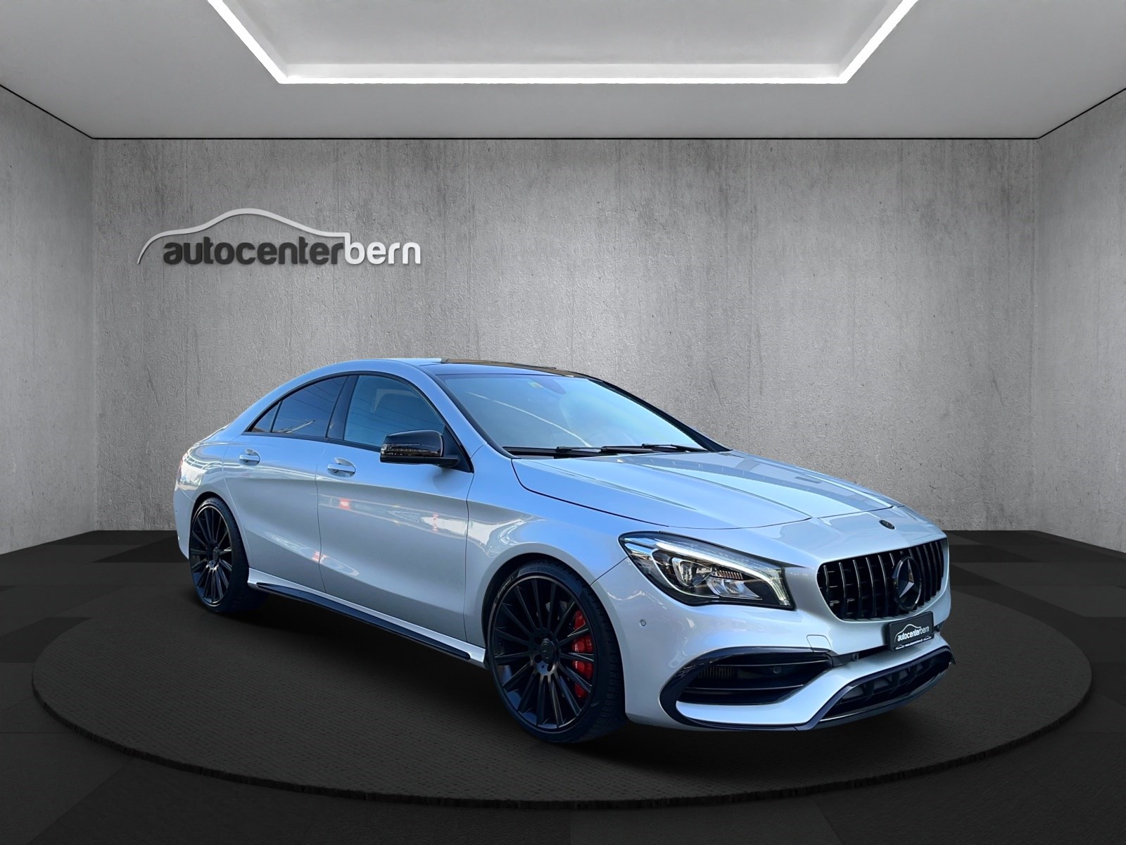 MERCEDES-BENZ CLA 45 AMG 4Matic Speedshift