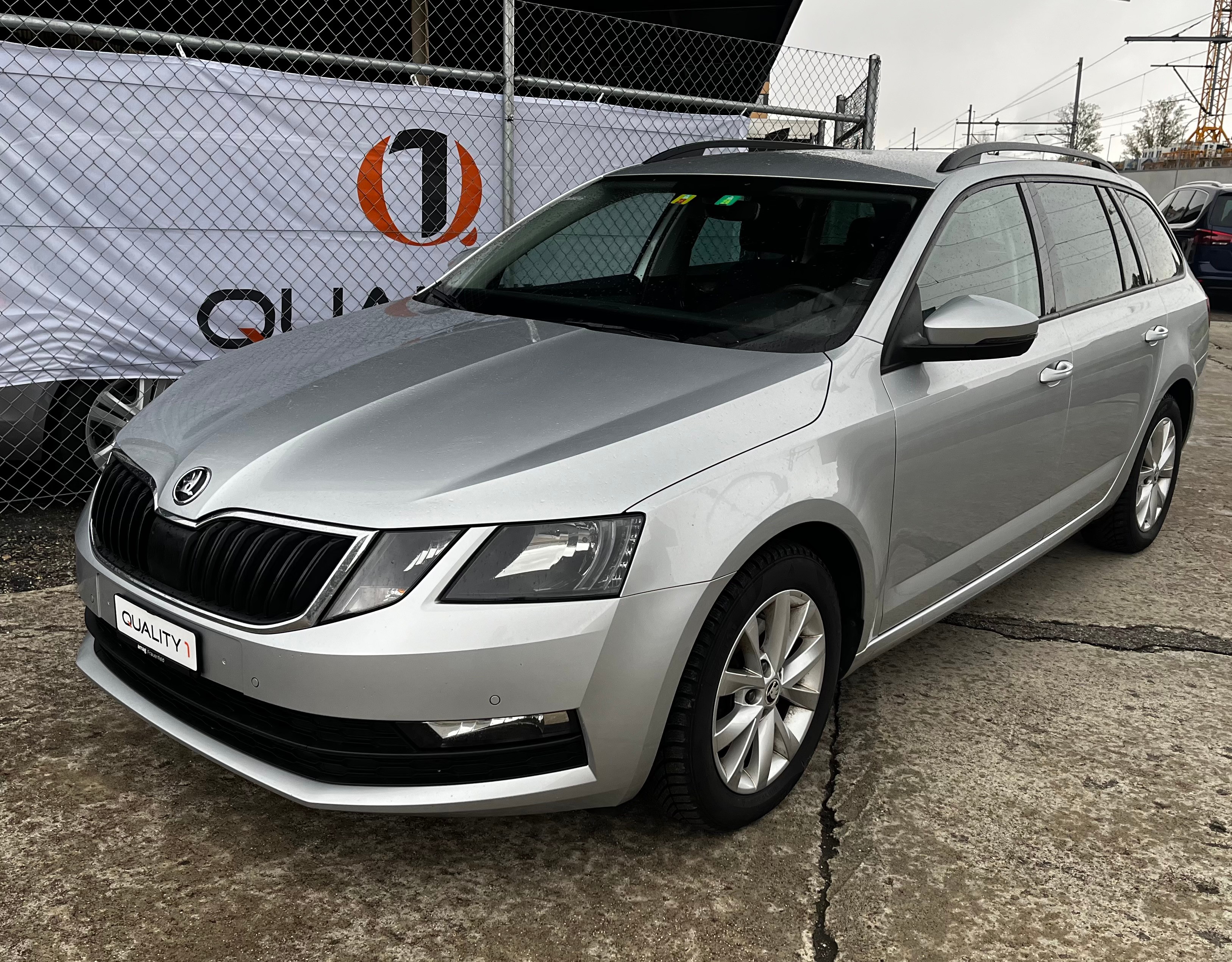 SKODA Octavia Combi 2.0 TDI Ambition DSG