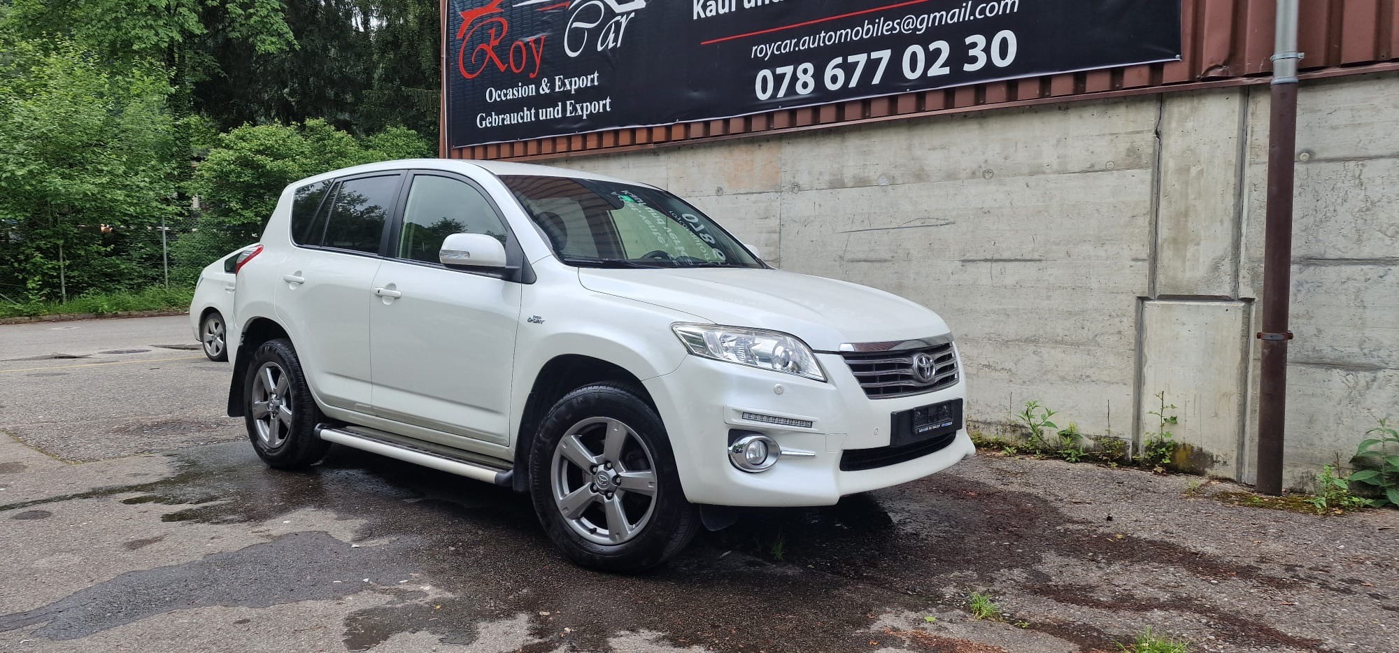 TOYOTA RAV-4 2.2D-CAT Linea Sol Premium AT