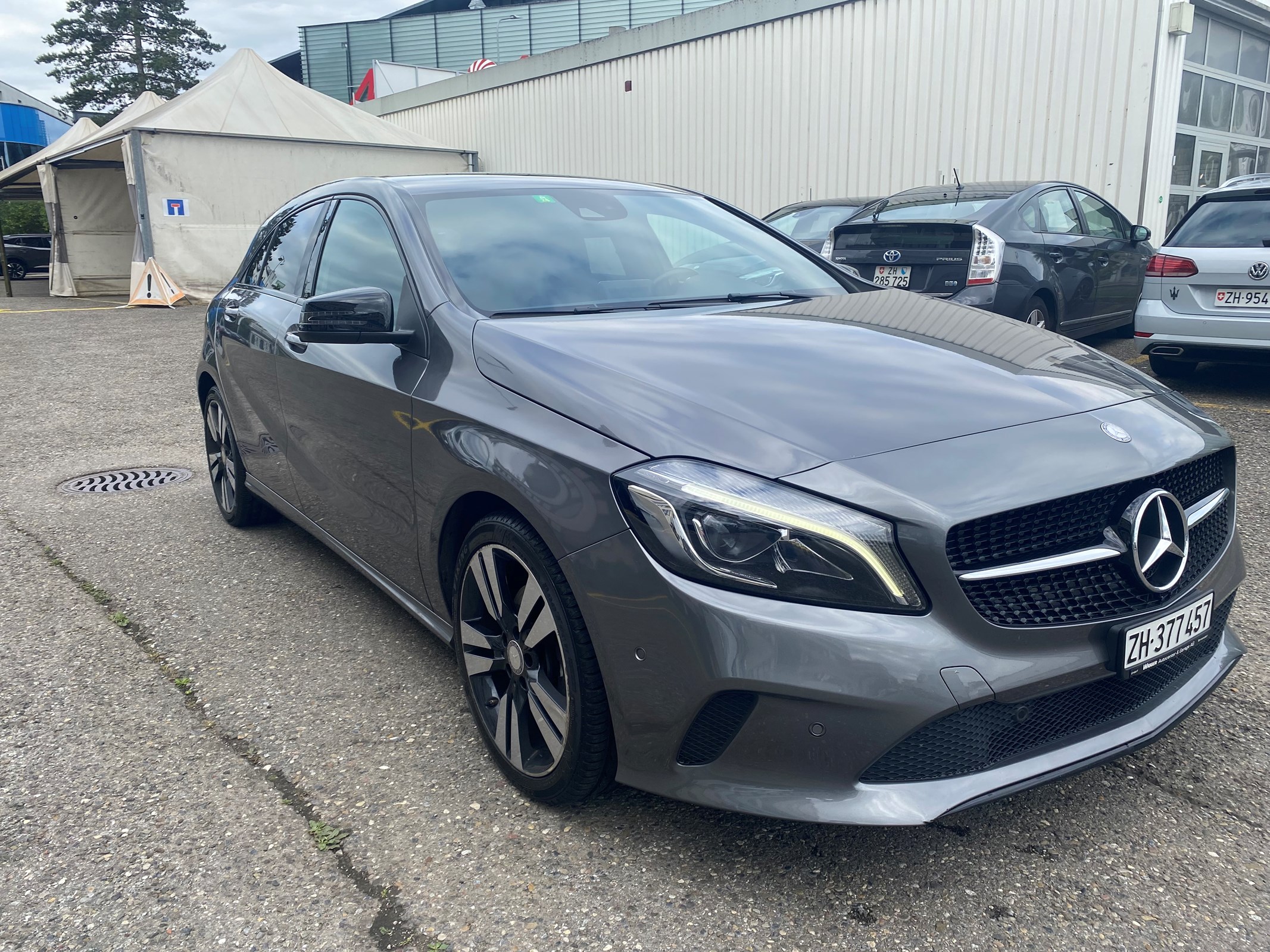 MERCEDES-BENZ A 200 Night Star 7G-DCT