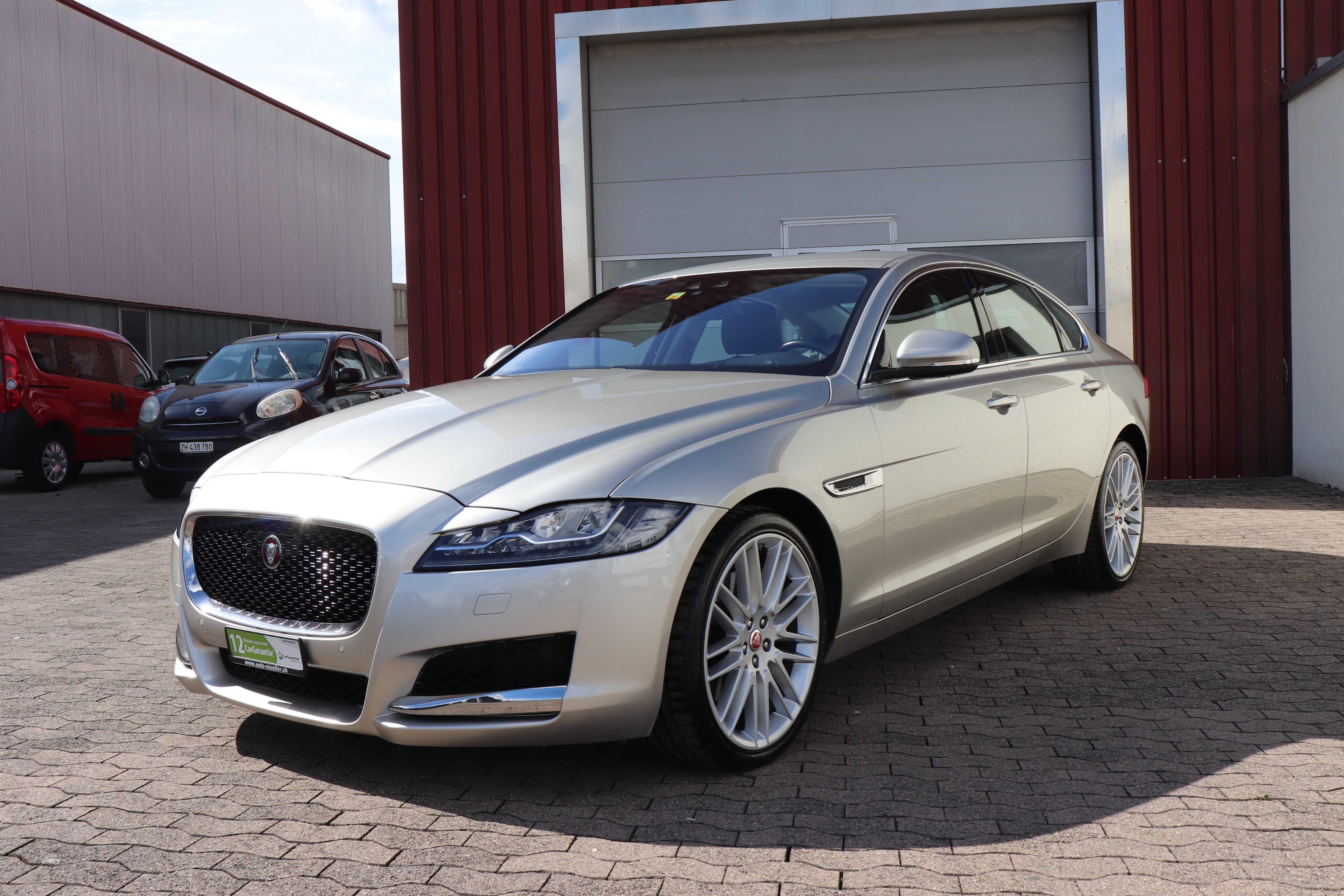 JAGUAR XF 35t Portfolio AWD