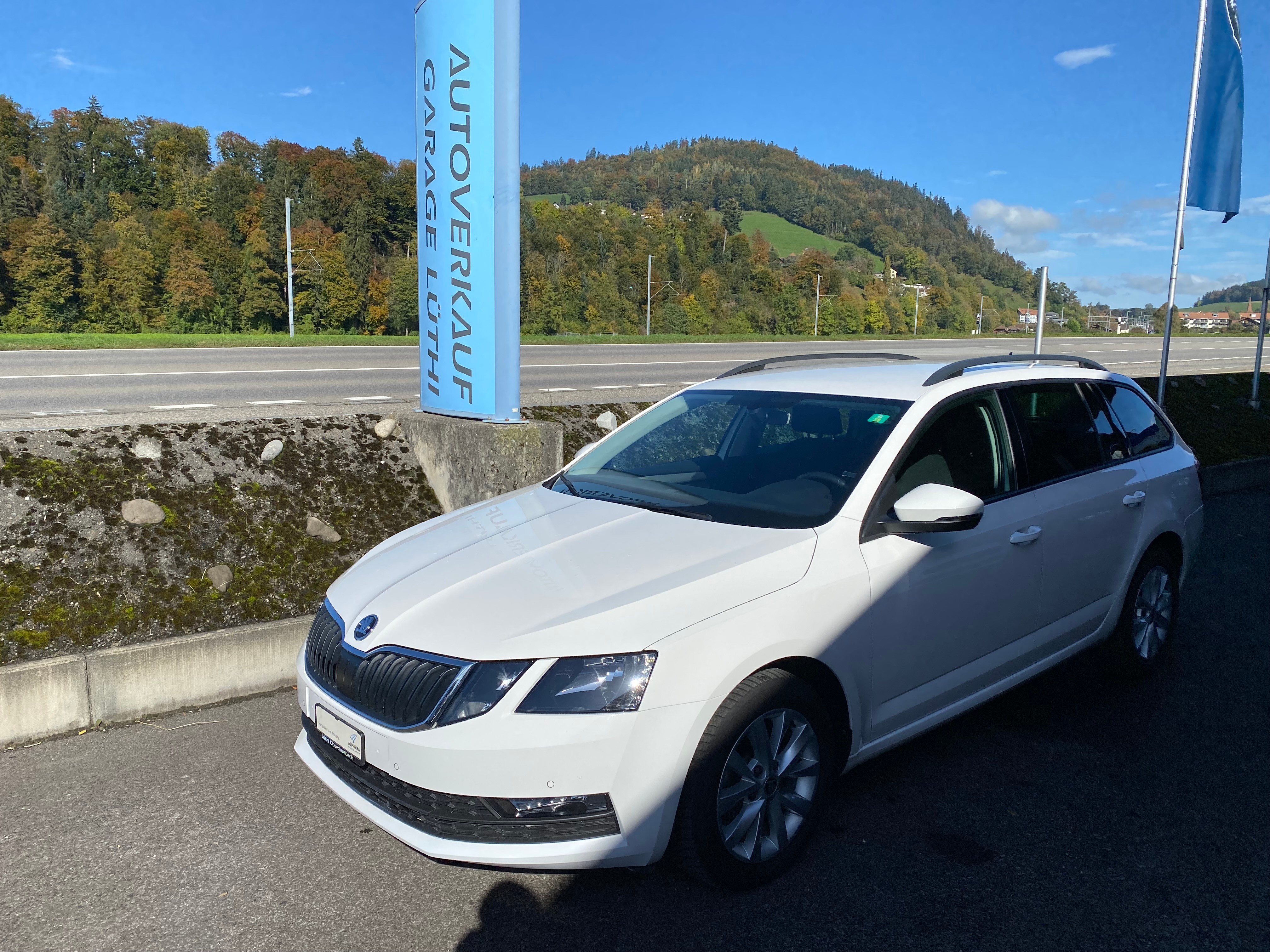 SKODA Octavia Combi 2.0 TDI Ambition DSG