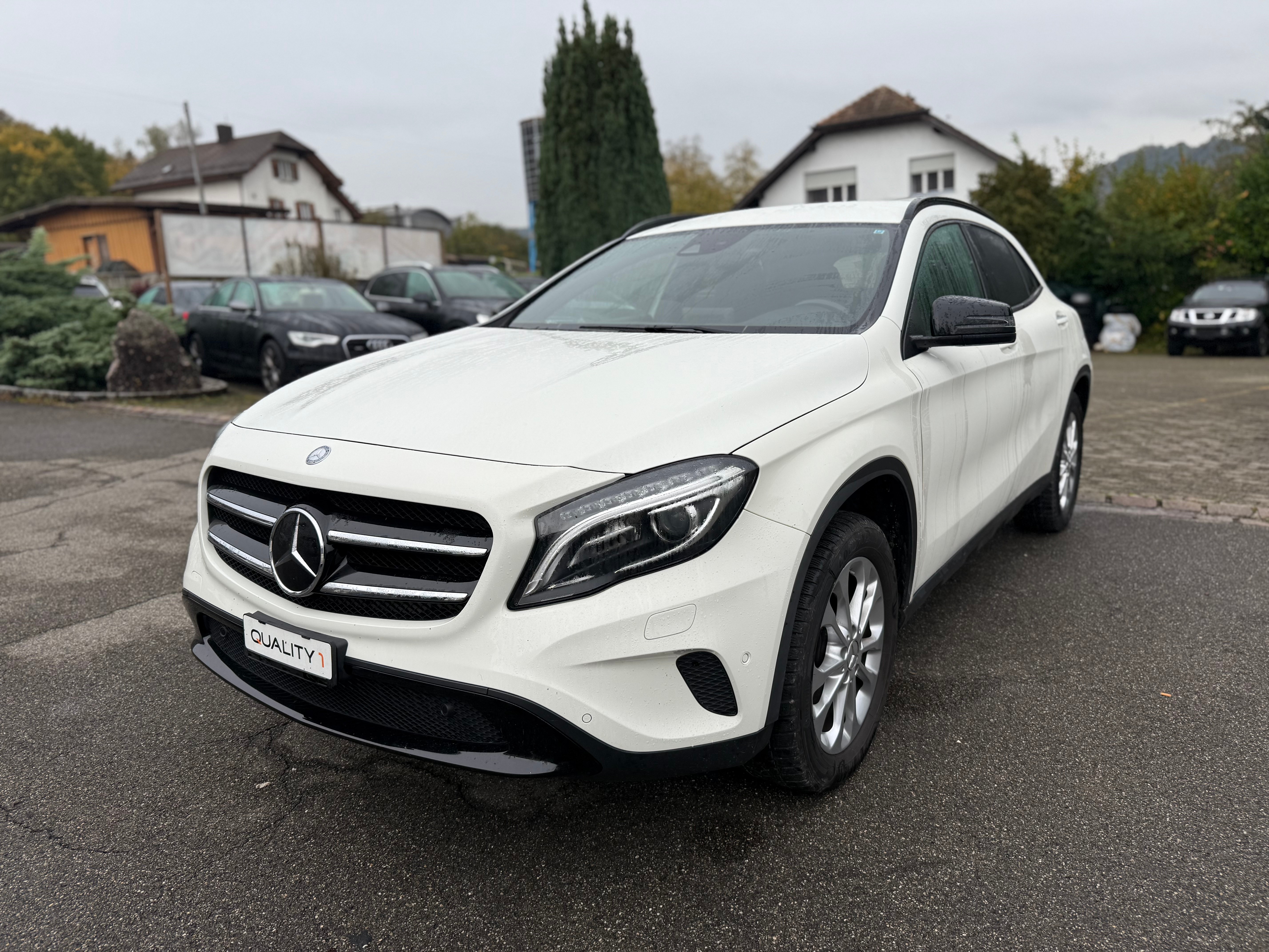 MERCEDES-BENZ GLA 200 CDI Swiss Star Edition 4Matic 7G-DCT