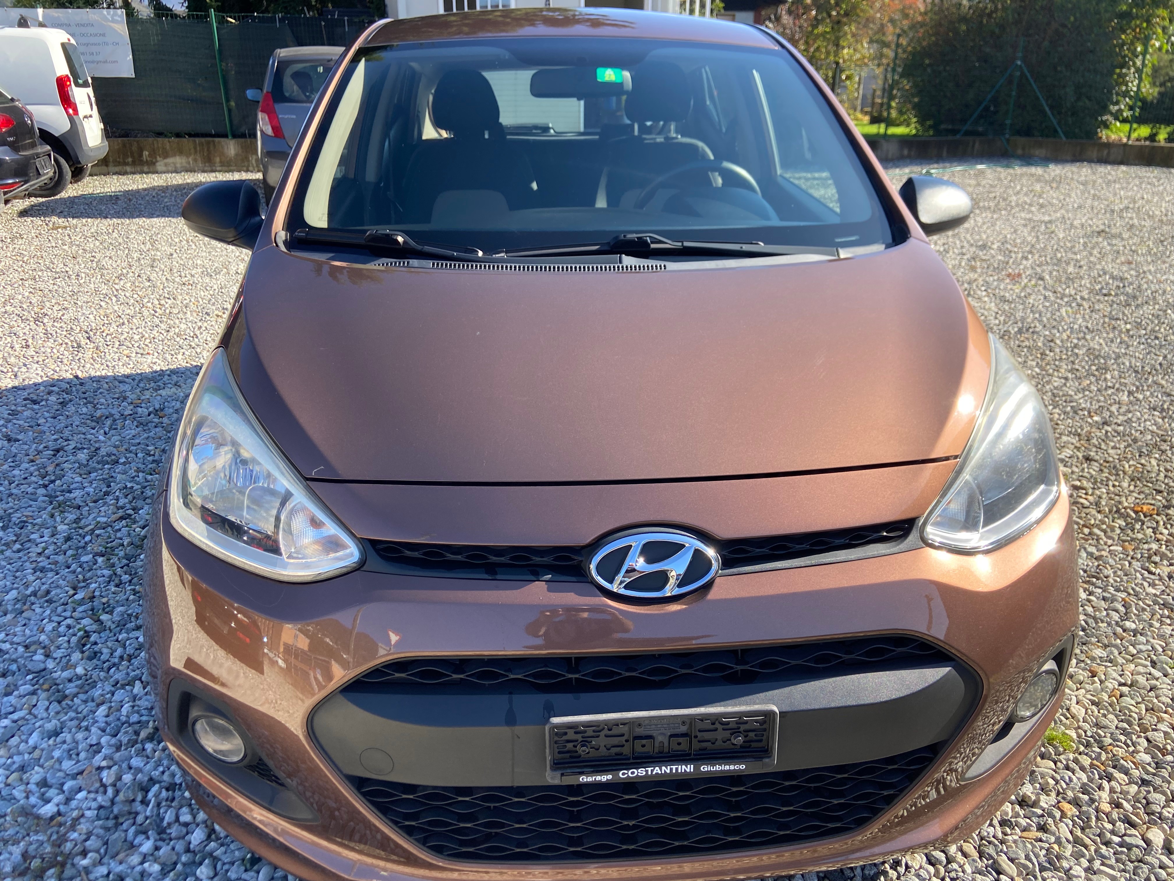 HYUNDAI i10