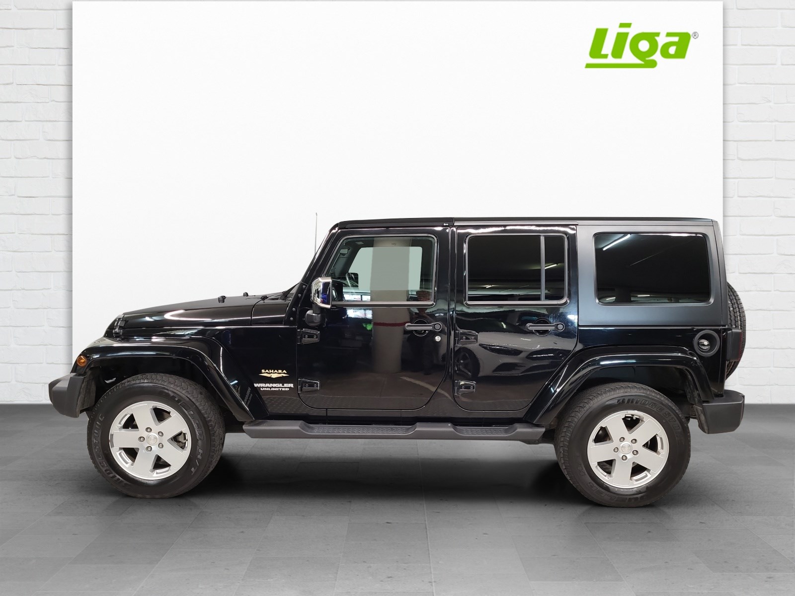 JEEP Wrangler 3.8 V6 Sahara Unlimited