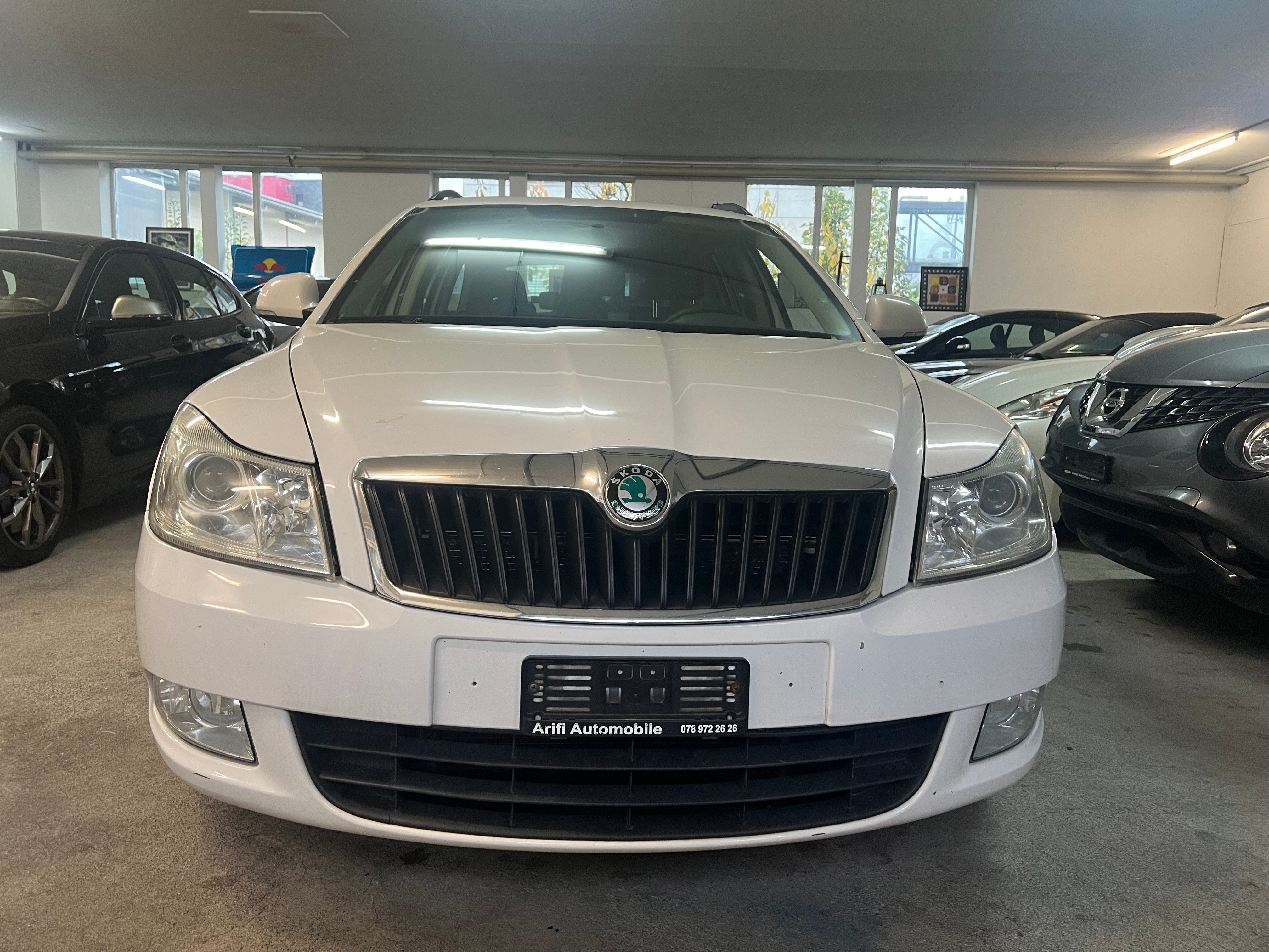 SKODA Octavia Combi 2.0 TDI Ambition DSG