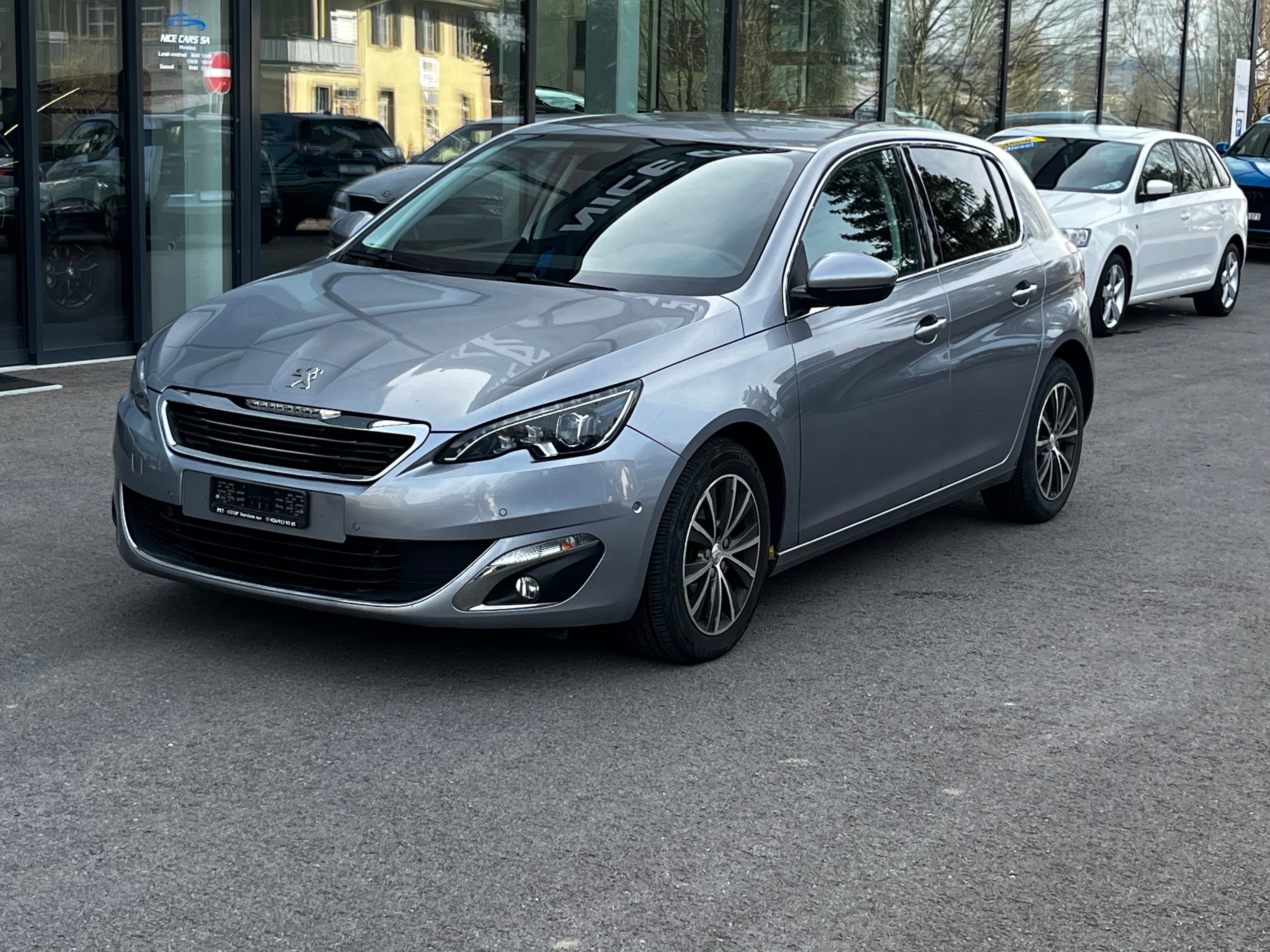 PEUGEOT 308 2.0 BlueHDI Allure