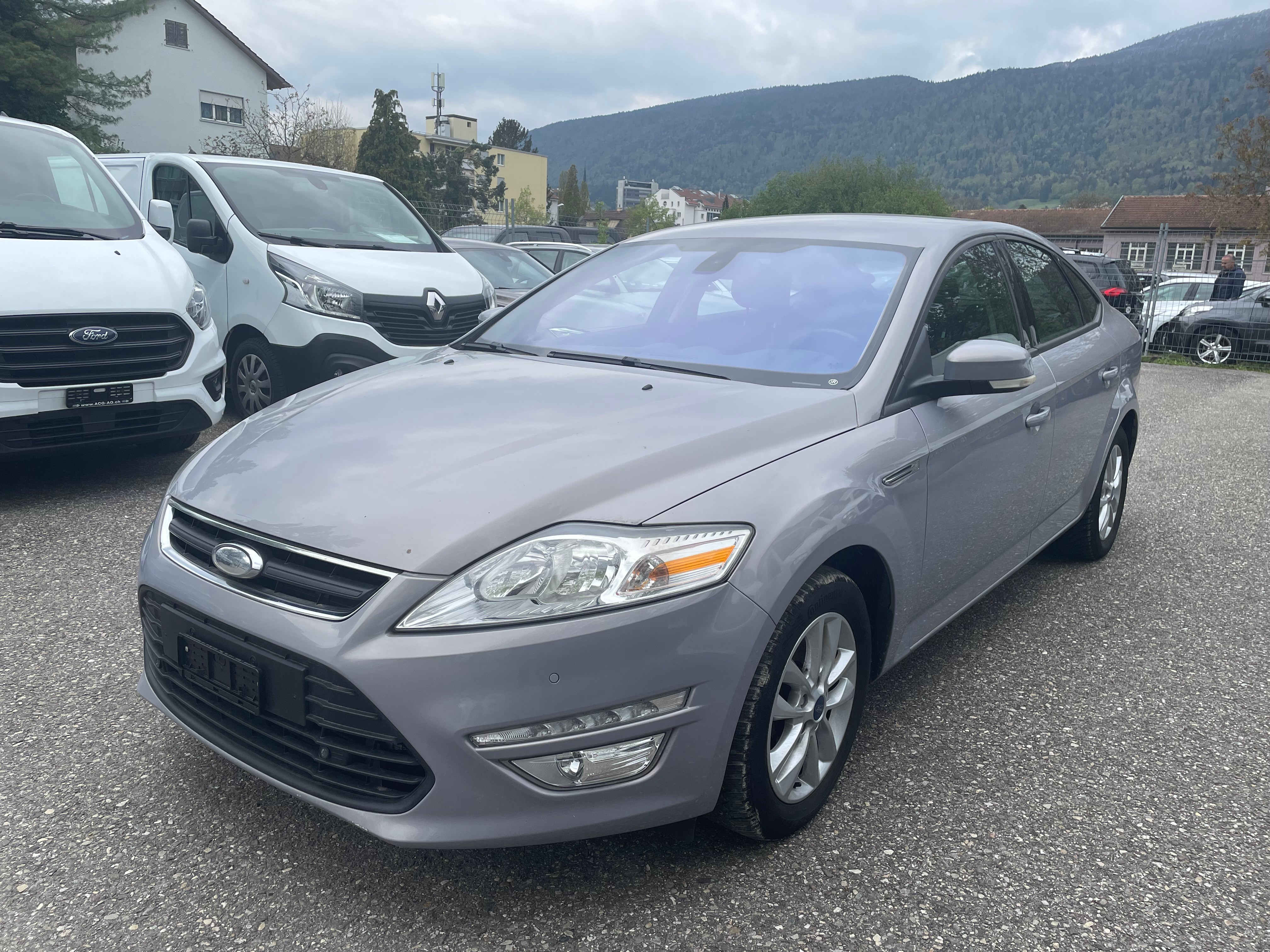 FORD Mondeo 1.6 EcoBoost SCTi Carving * Motor Lauft Unruhig * Klima-auto * Gr. Navigation * Tempomat * PDC V&H- RF-kamera