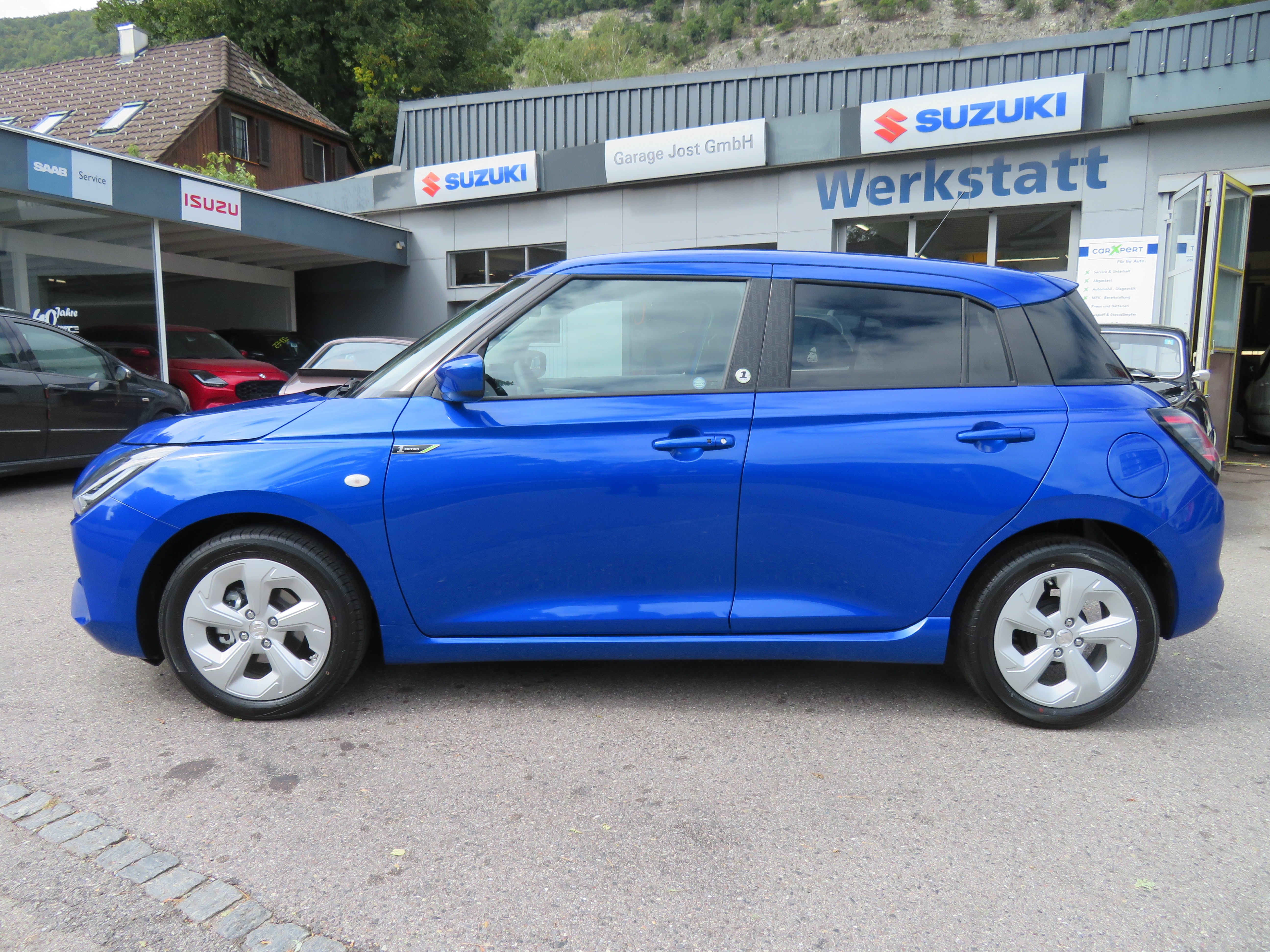 SUZUKI Swift 1.2 1st Edition Hybrid CVT