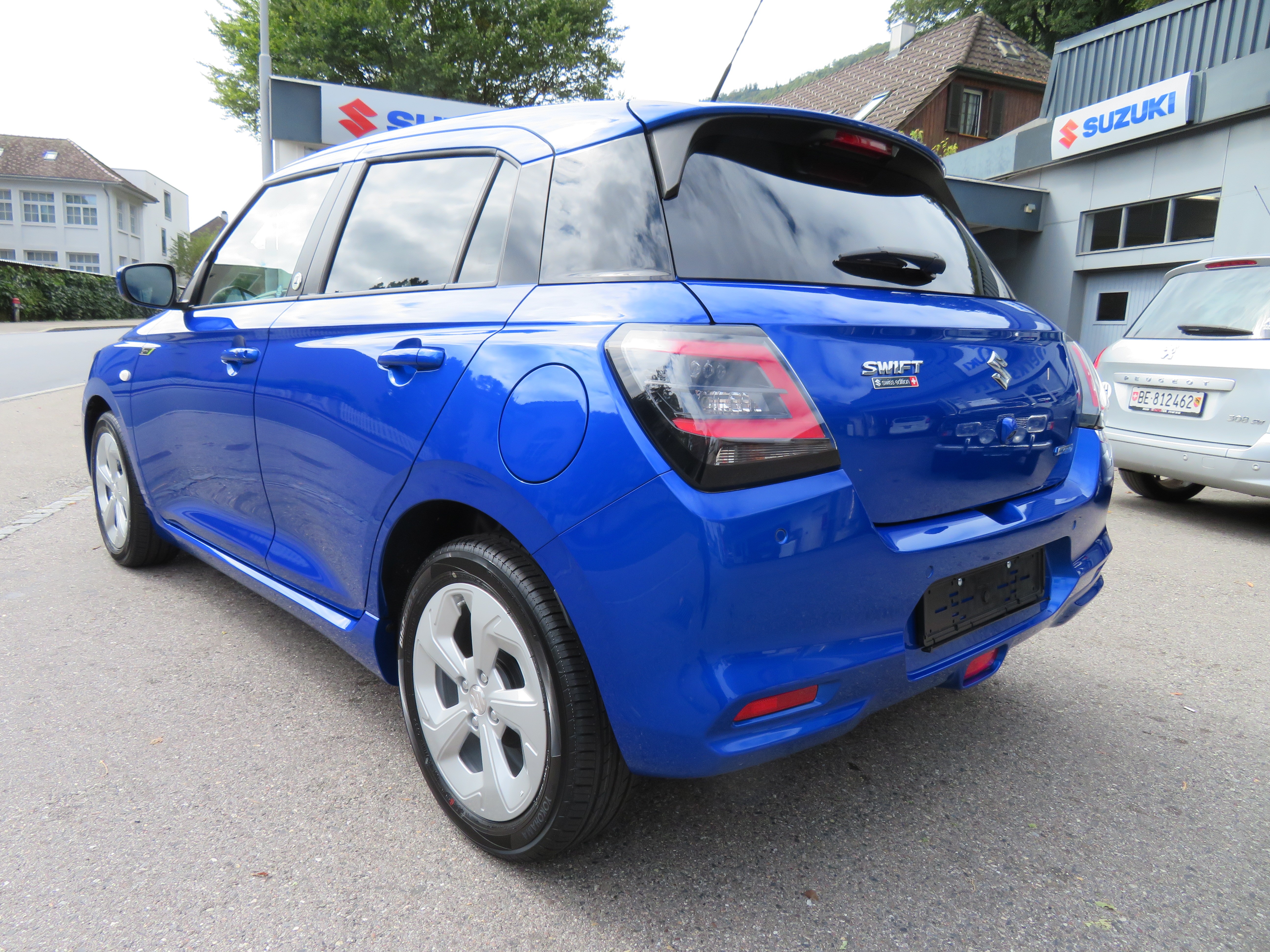 SUZUKI Swift 1.2 1st Edition Hybrid CVT