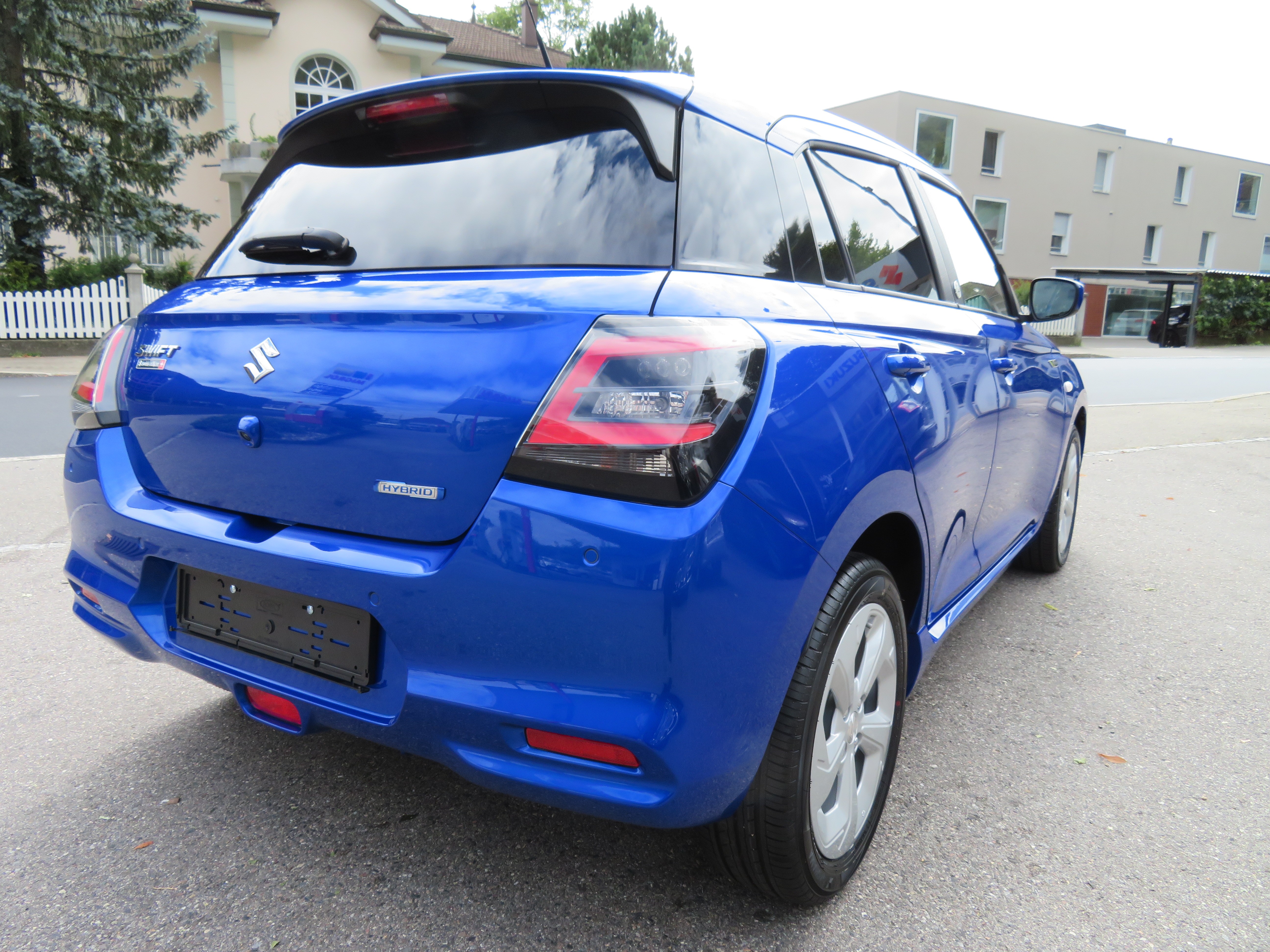 SUZUKI Swift 1.2 1st Edition Hybrid CVT