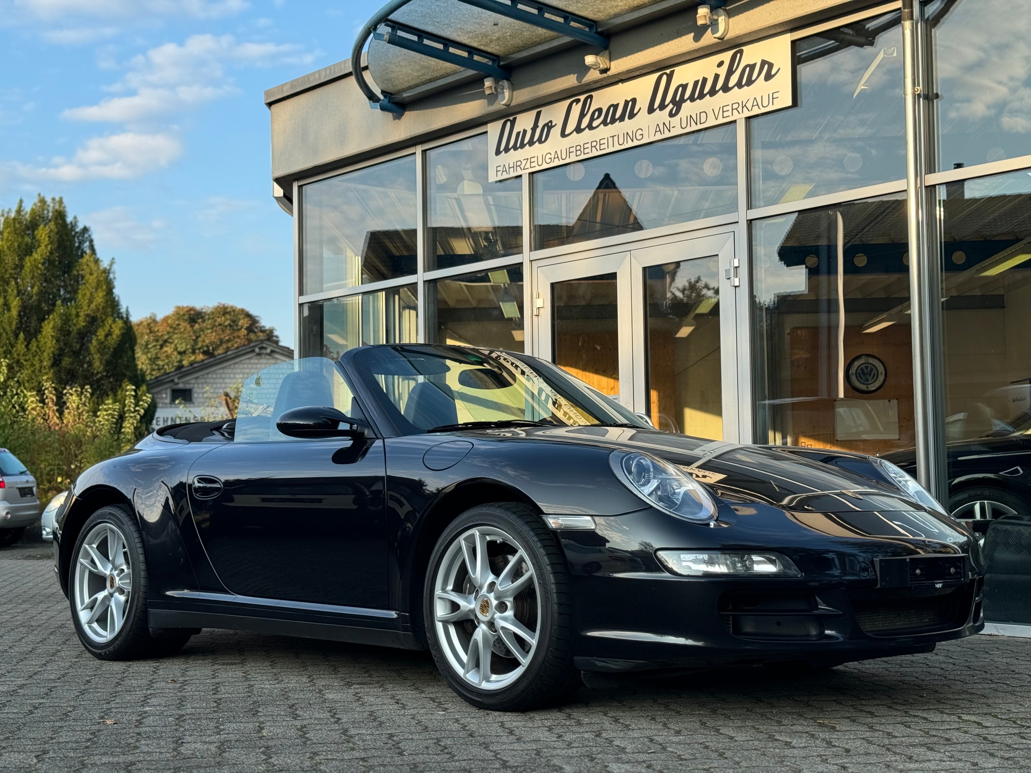 PORSCHE Carrera 4 Cabrio Tiptronic