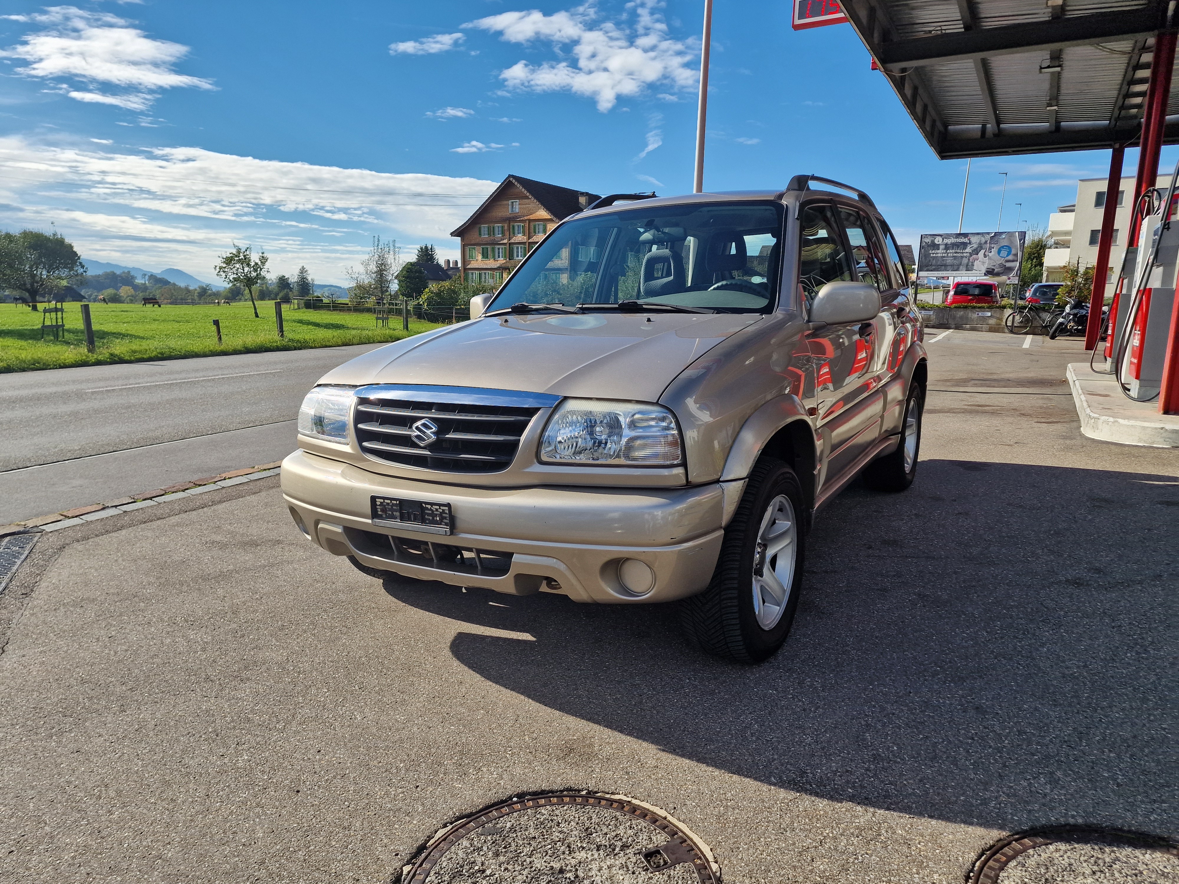 SUZUKI Grand Vitara 2.5 24V Anniversary Edition Frisch MFK 12Mt Garantie