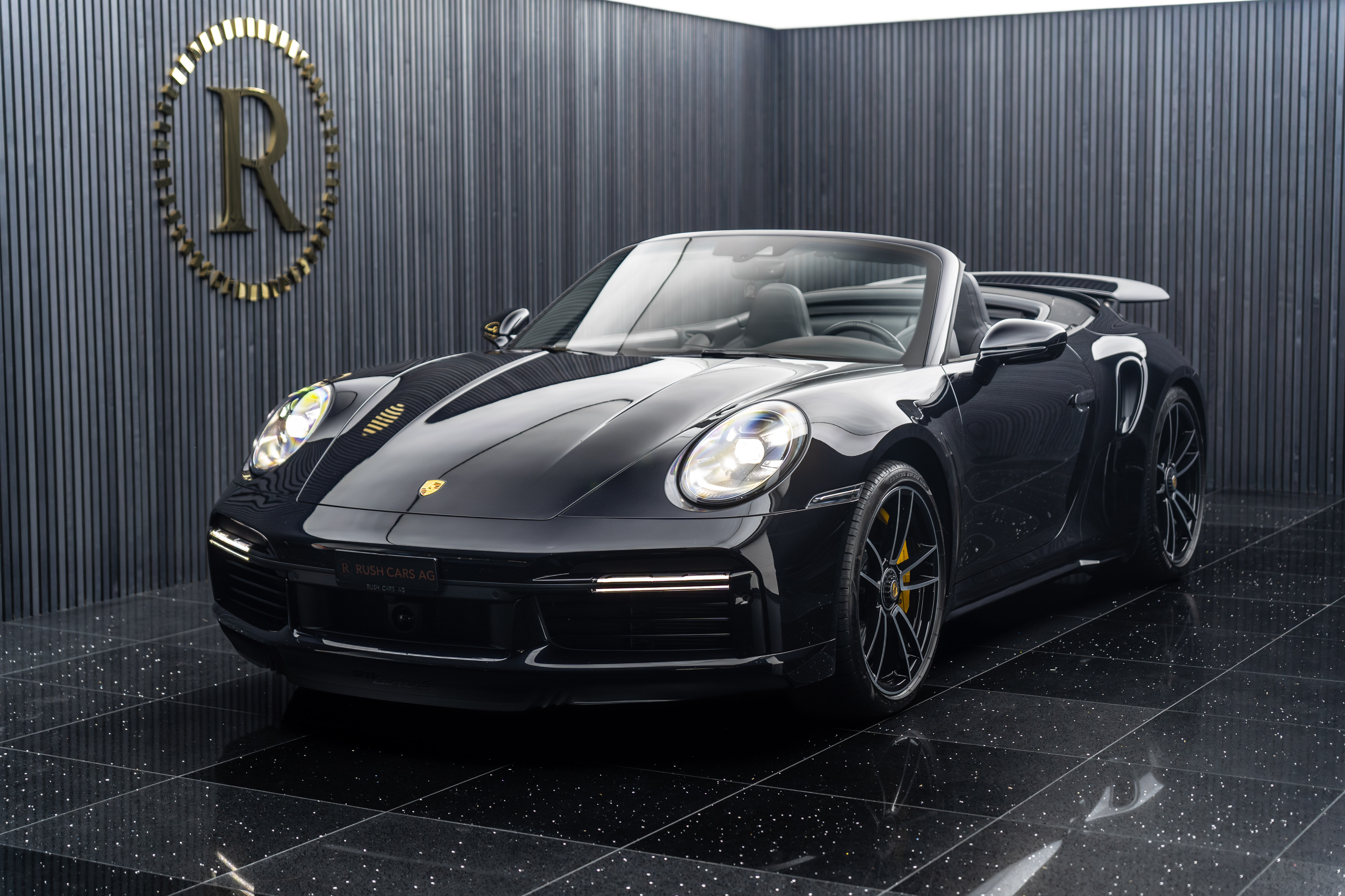 PORSCHE 911 Turbo S Cabriolet PDK