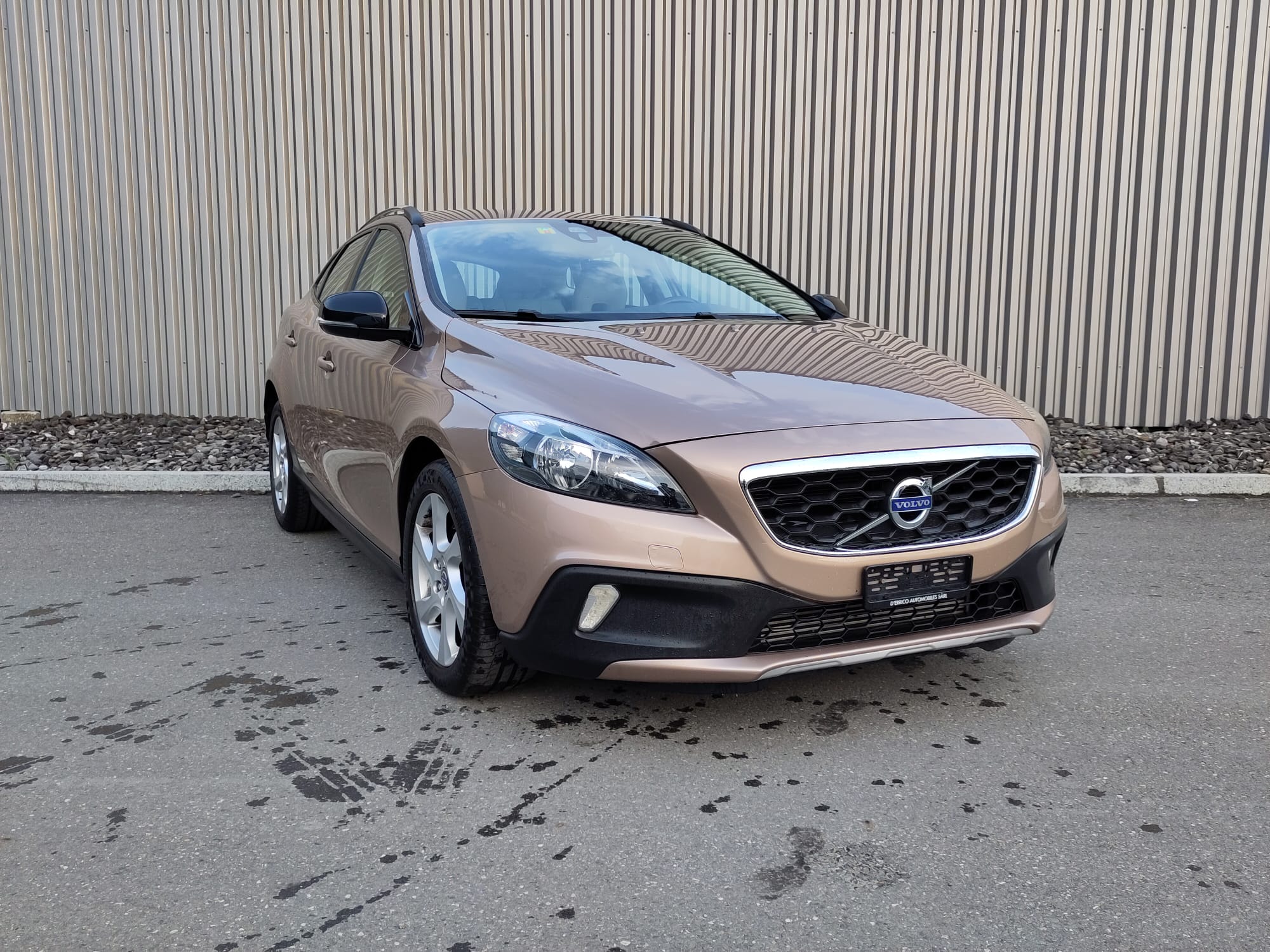 VOLVO V40 Cross Country T4 2.0 AWD Summum Geartronic