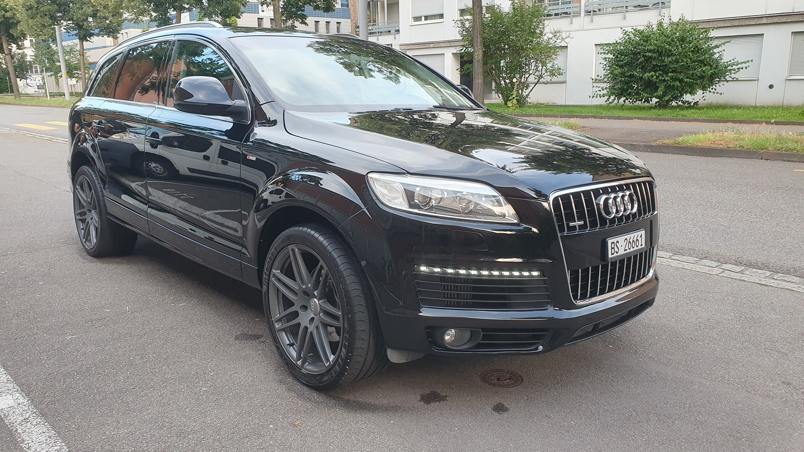 AUDI Q7 3.0 TDI quattro tiptronic