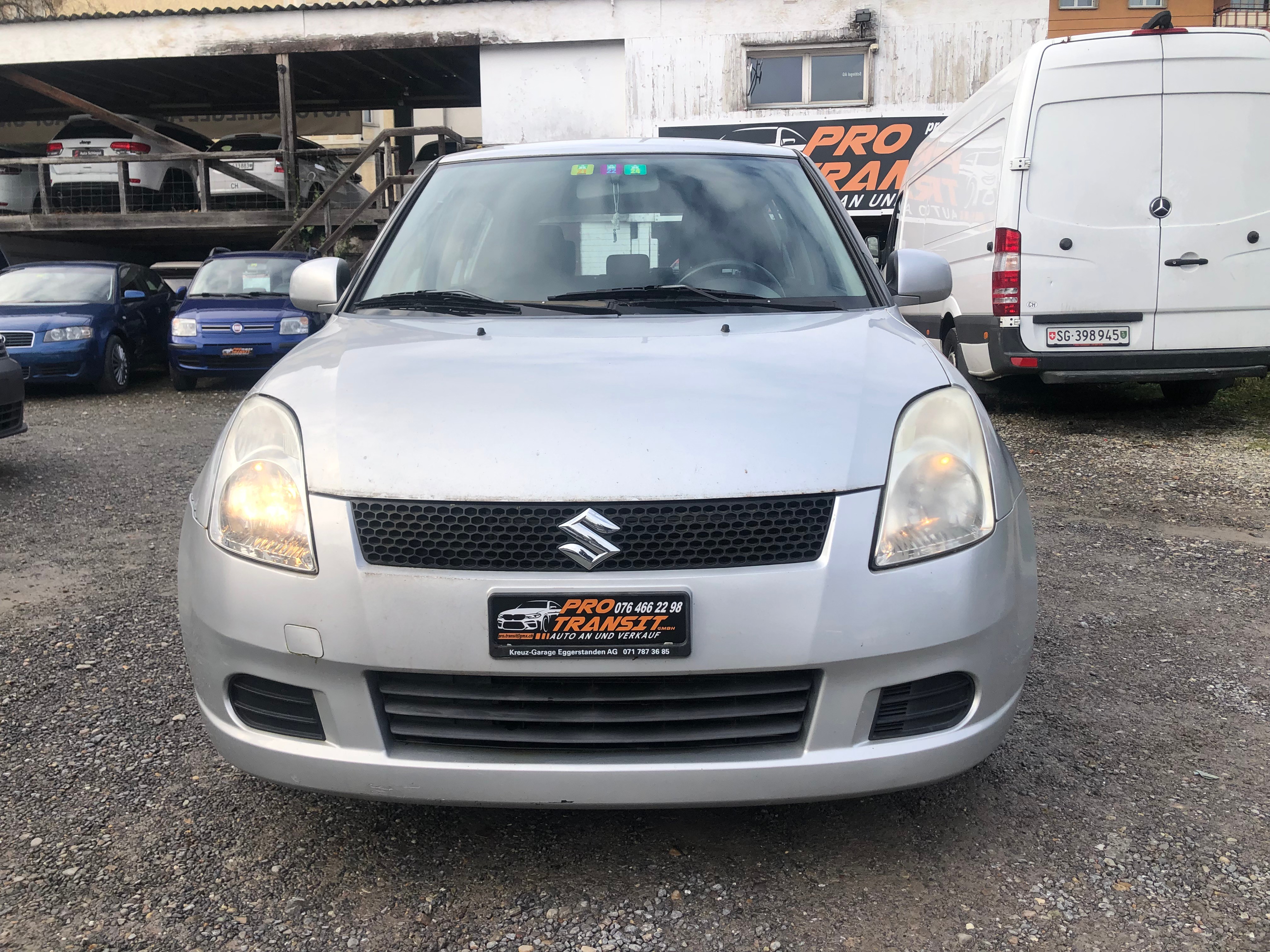 SUZUKI Swift 1.3i 16V GL 4x4