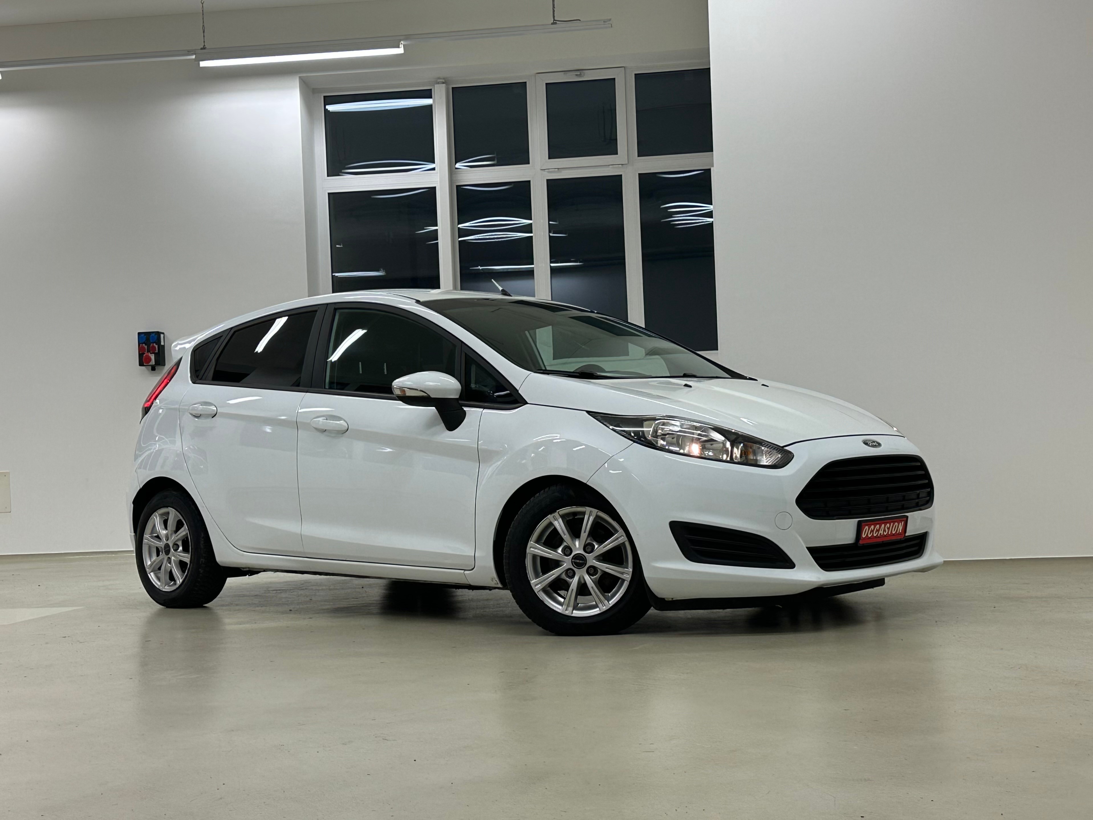 FORD Fiesta 1.0 SCTi Titanium