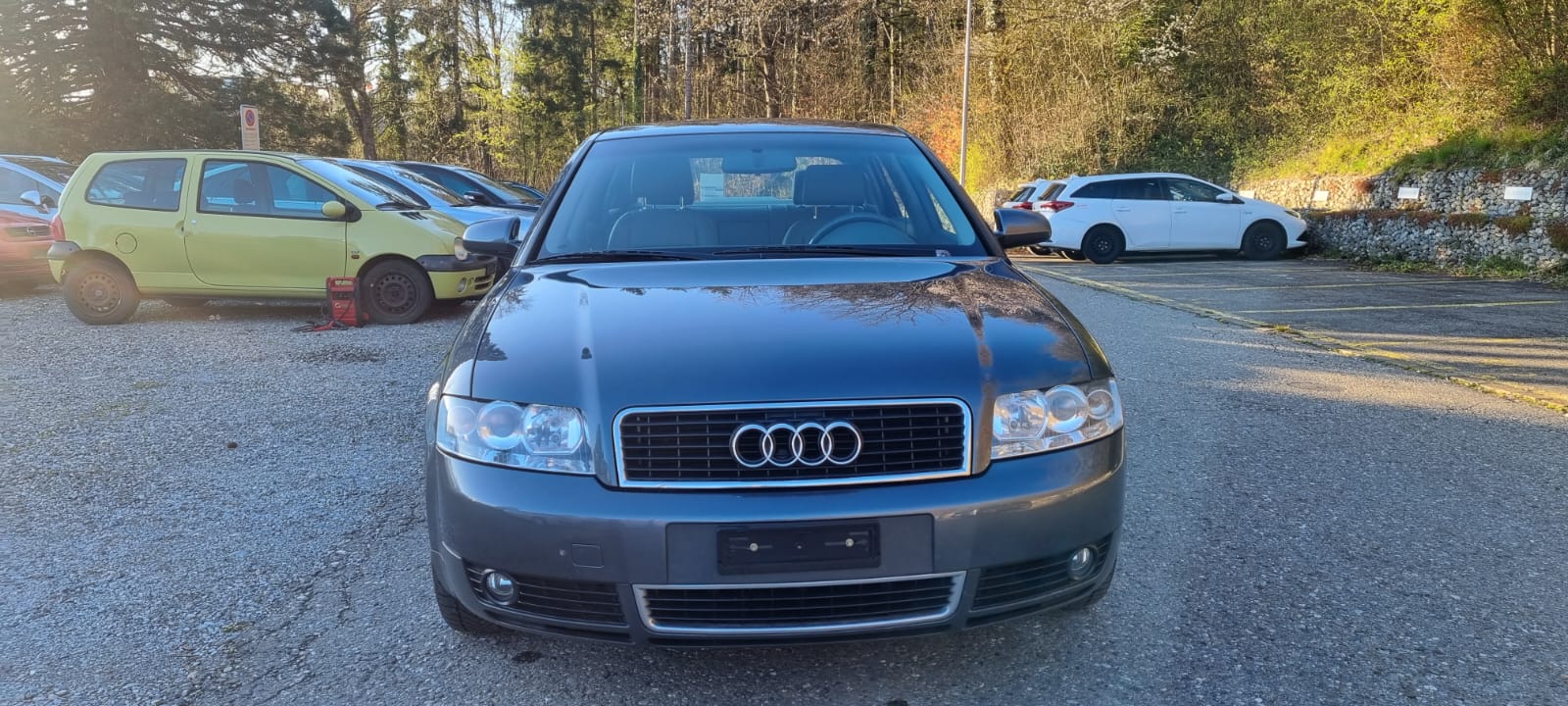 AUDI A4 2.4 V6 Automat