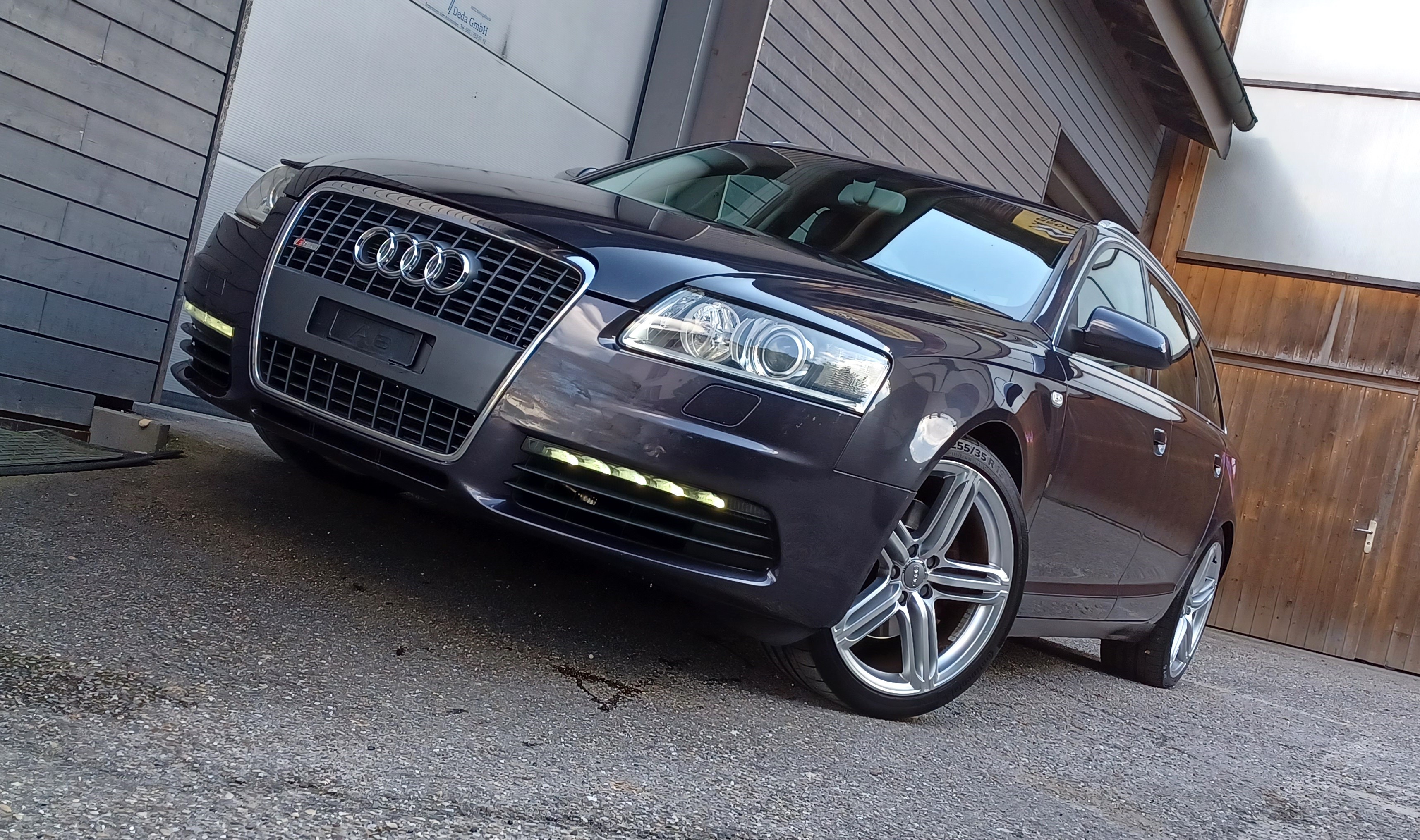 AUDI A6 Avant 3.2 V6 FSI quattro