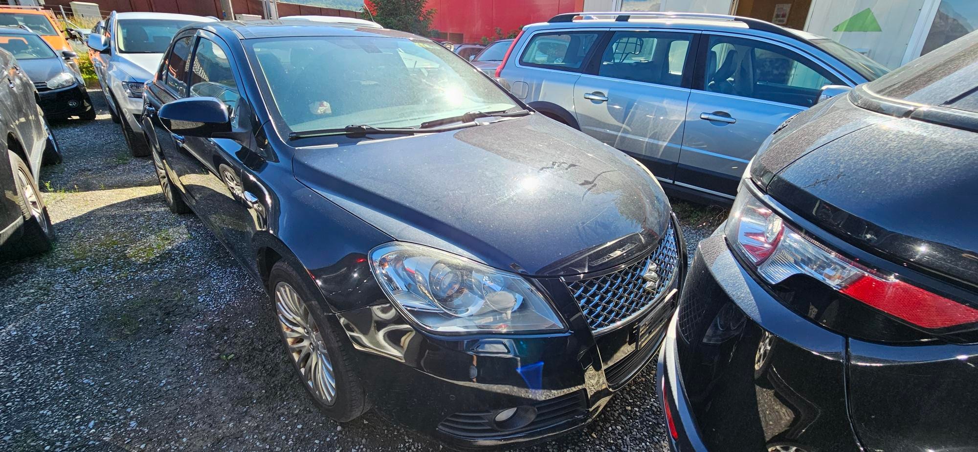 SUZUKI Kizashi 2.4 GL Top 4WD CVT