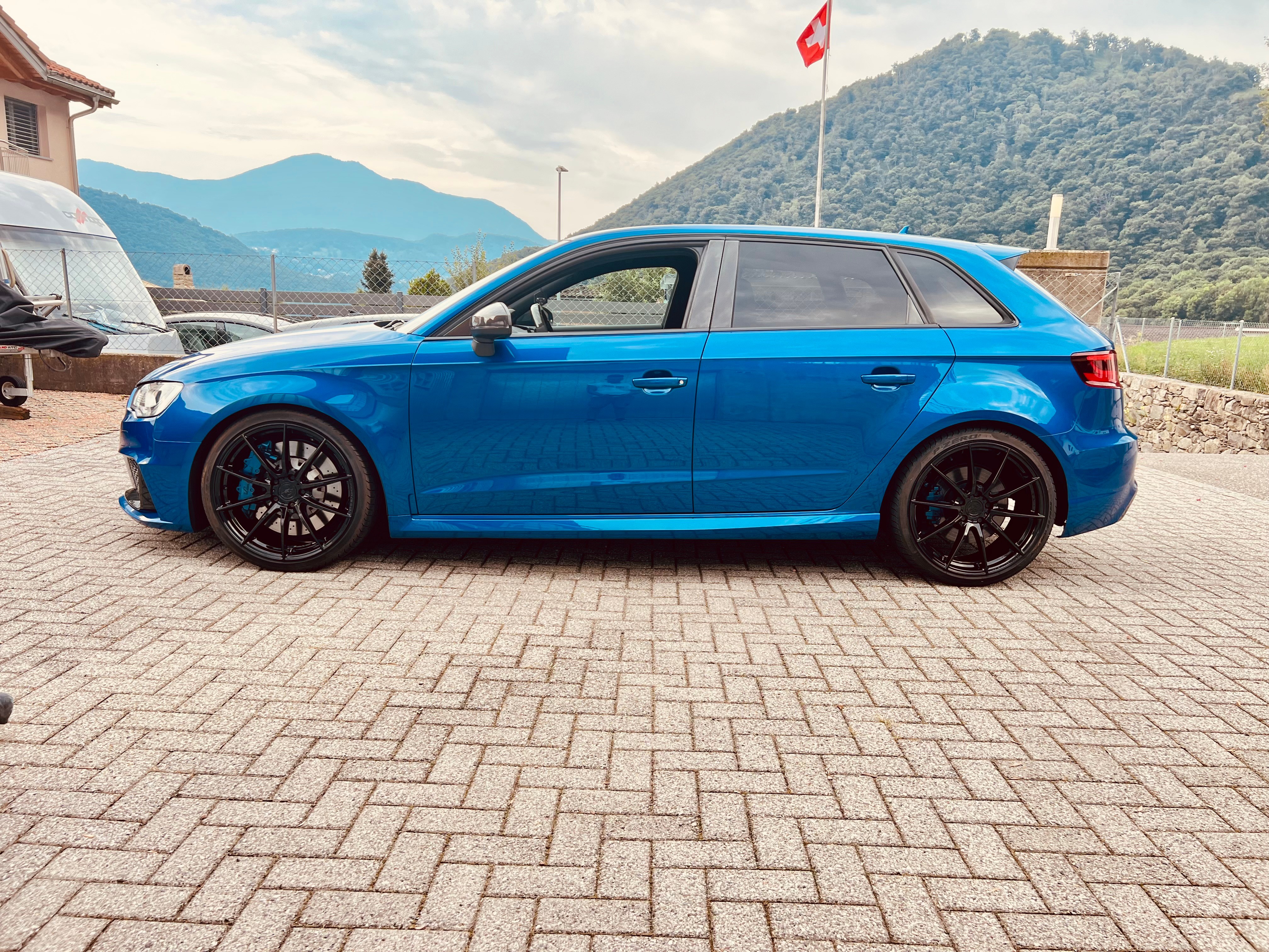 AUDI RS3 2.5 TSI quattro S-tronic