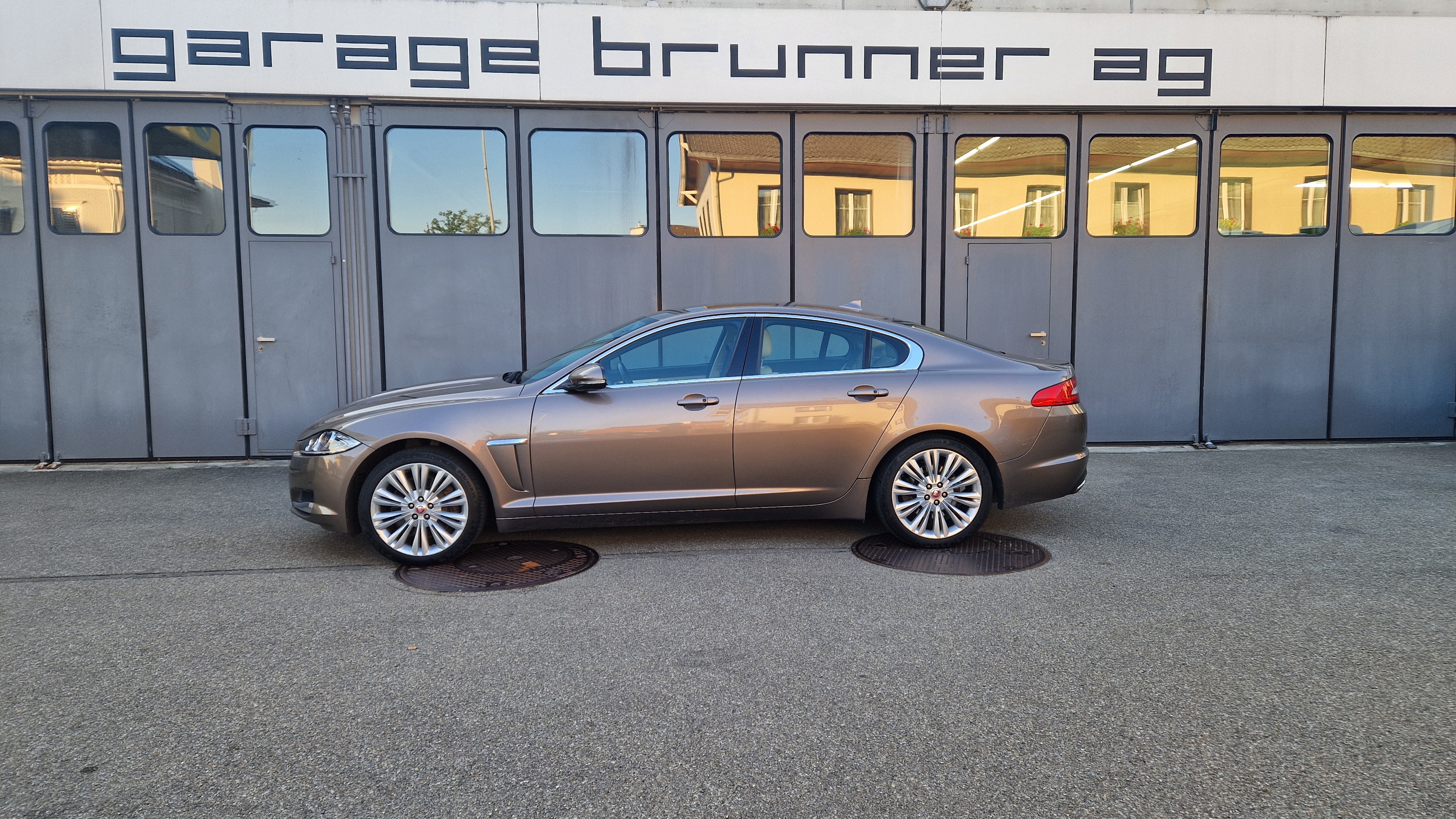 JAGUAR XF 3.0 V6 S/C 4x4