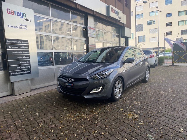 HYUNDAI i30 1.6 GDI Style Automatic