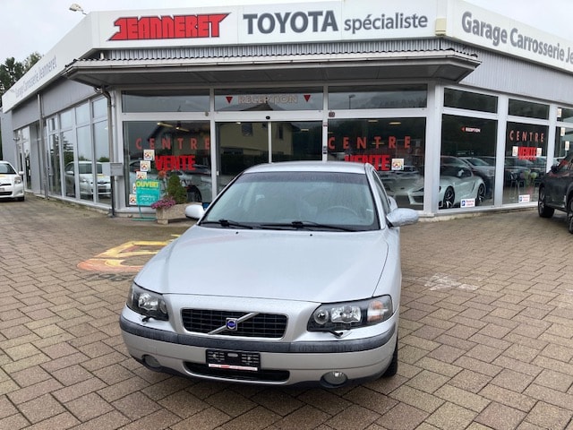 VOLVO S60 2.4T AWD