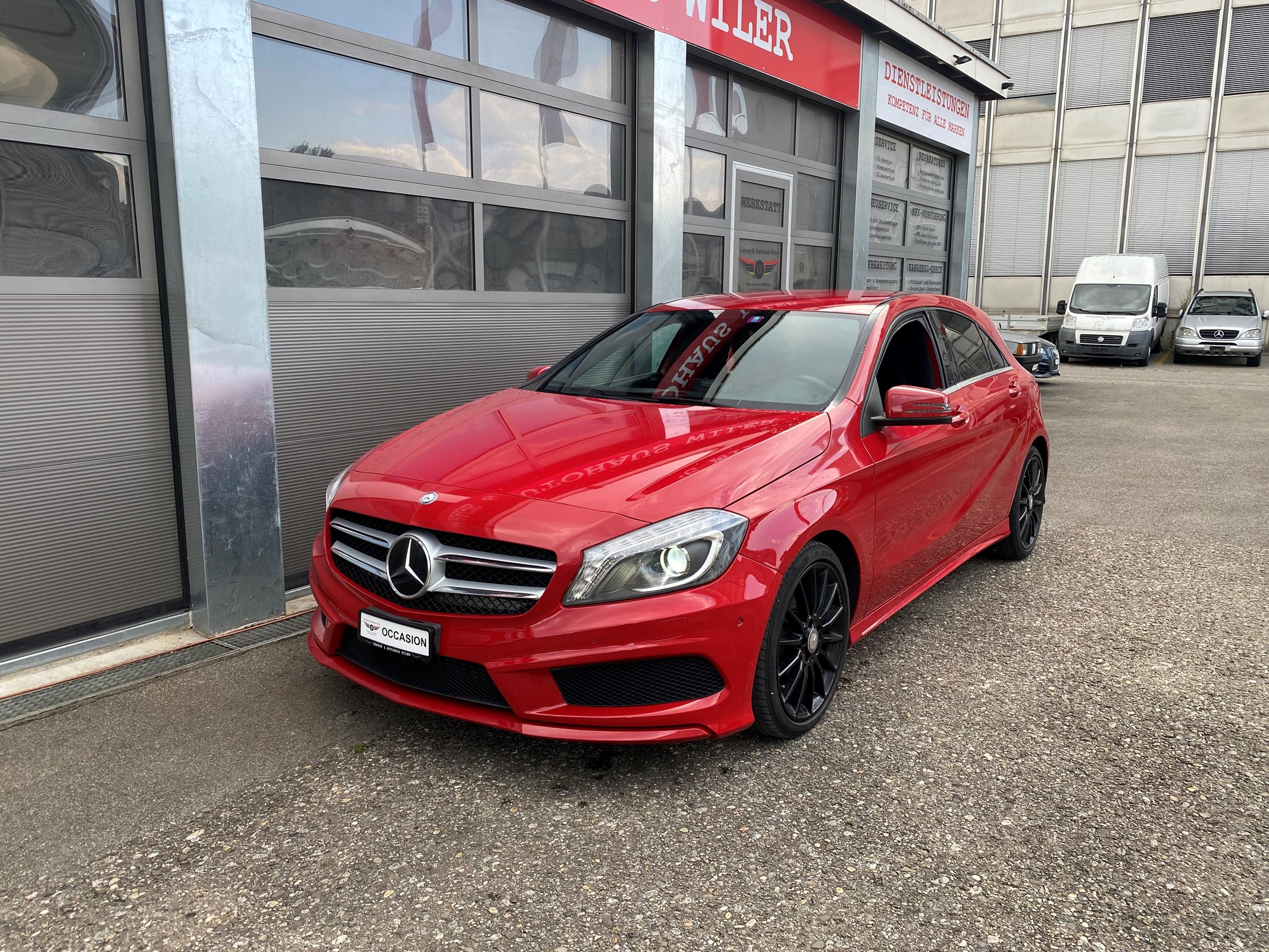 MERCEDES-BENZ A 200 AMG Line 7G-DCT