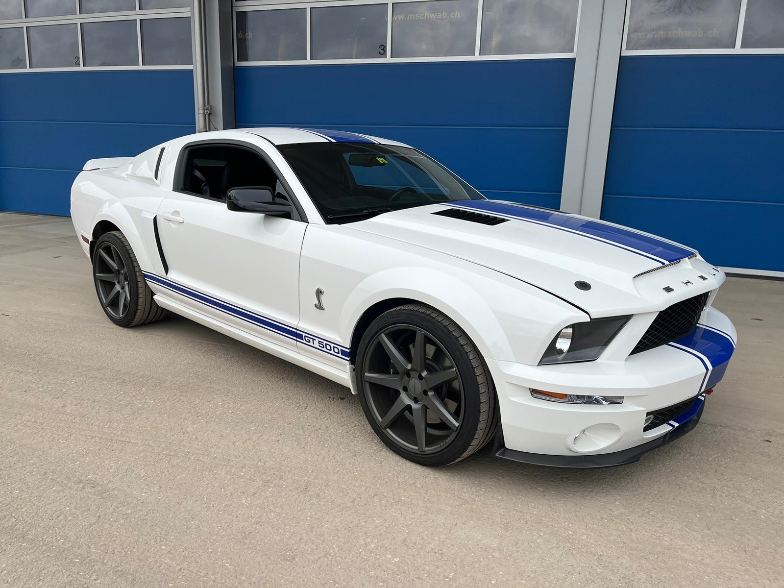 FORD Shelby GT500