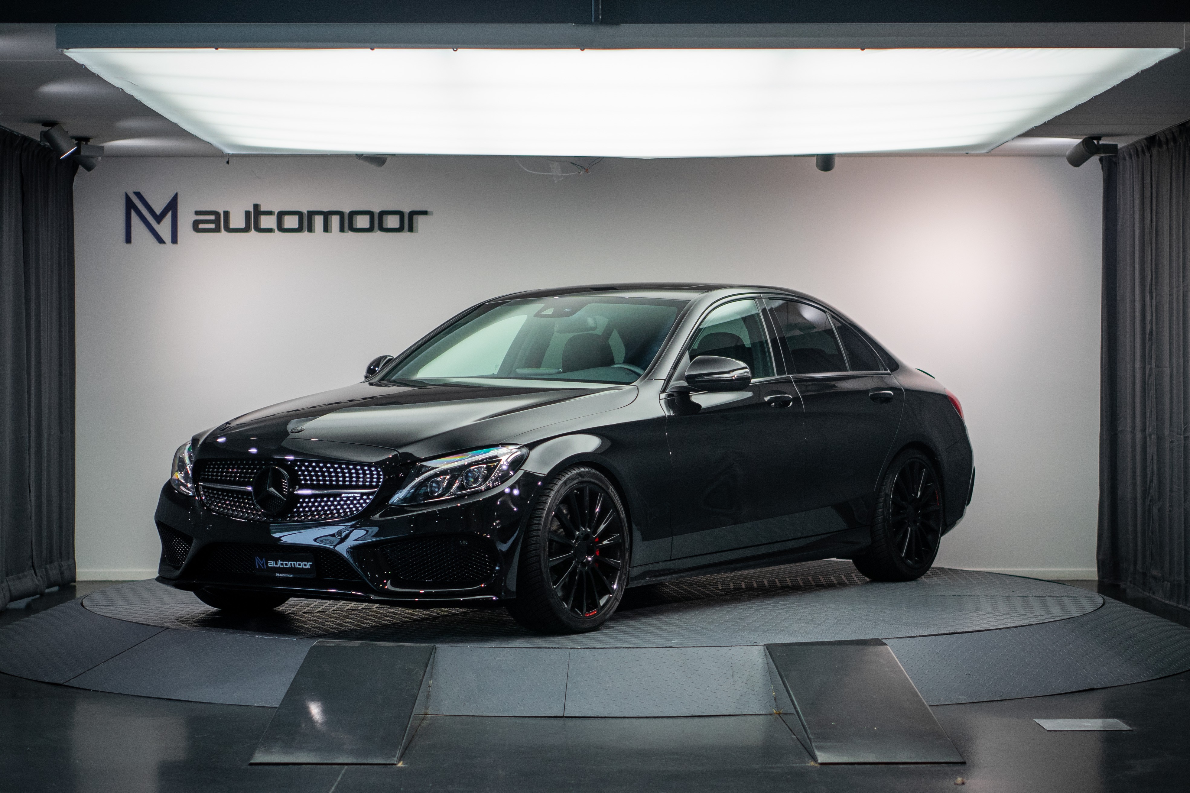 MERCEDES-BENZ C 450 AMG 4Matic 7G-Tronic (C 43 AMG)