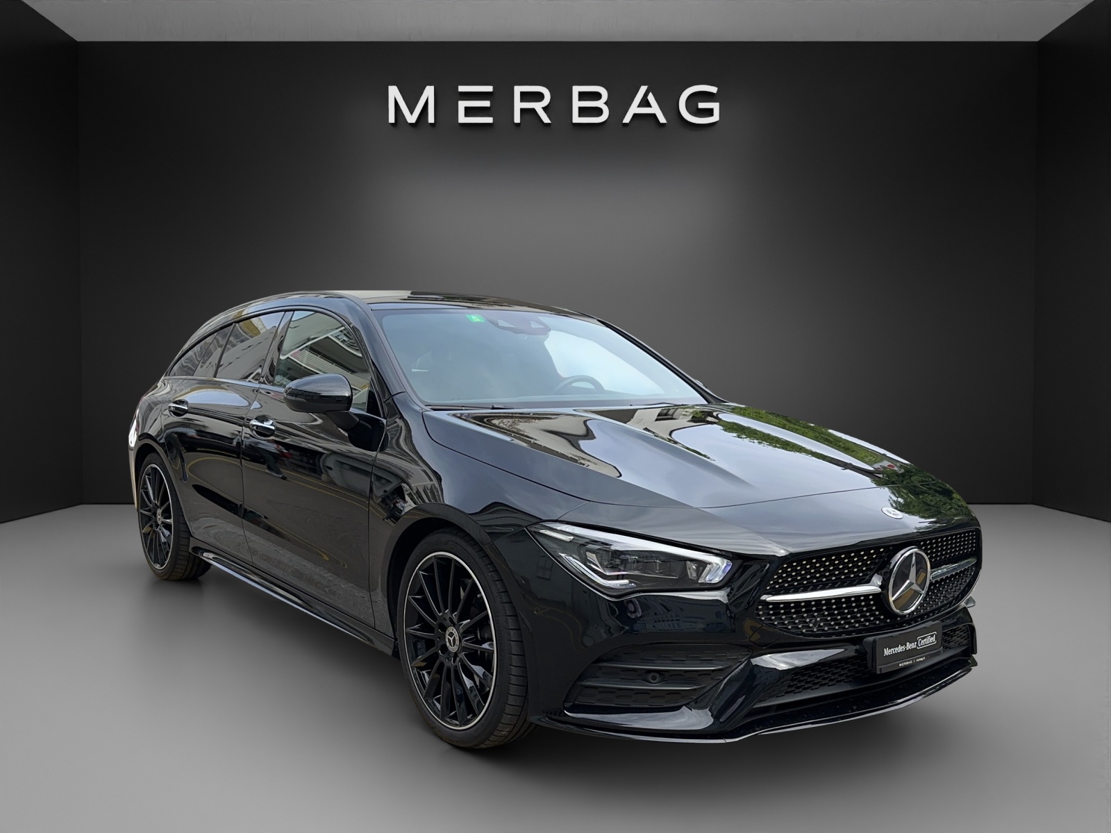 MERCEDES-BENZ CLA Shooting Brake 250 4Matic 7G-DCT AMG Line