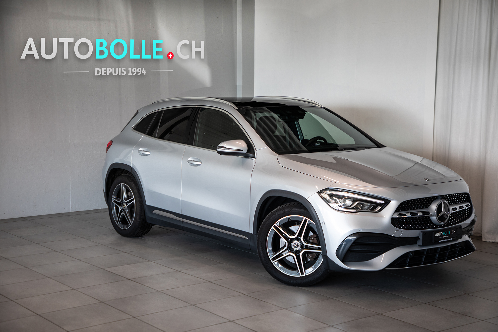 MERCEDES-BENZ GLA 250 4Matic AMG Line 8G-DCT