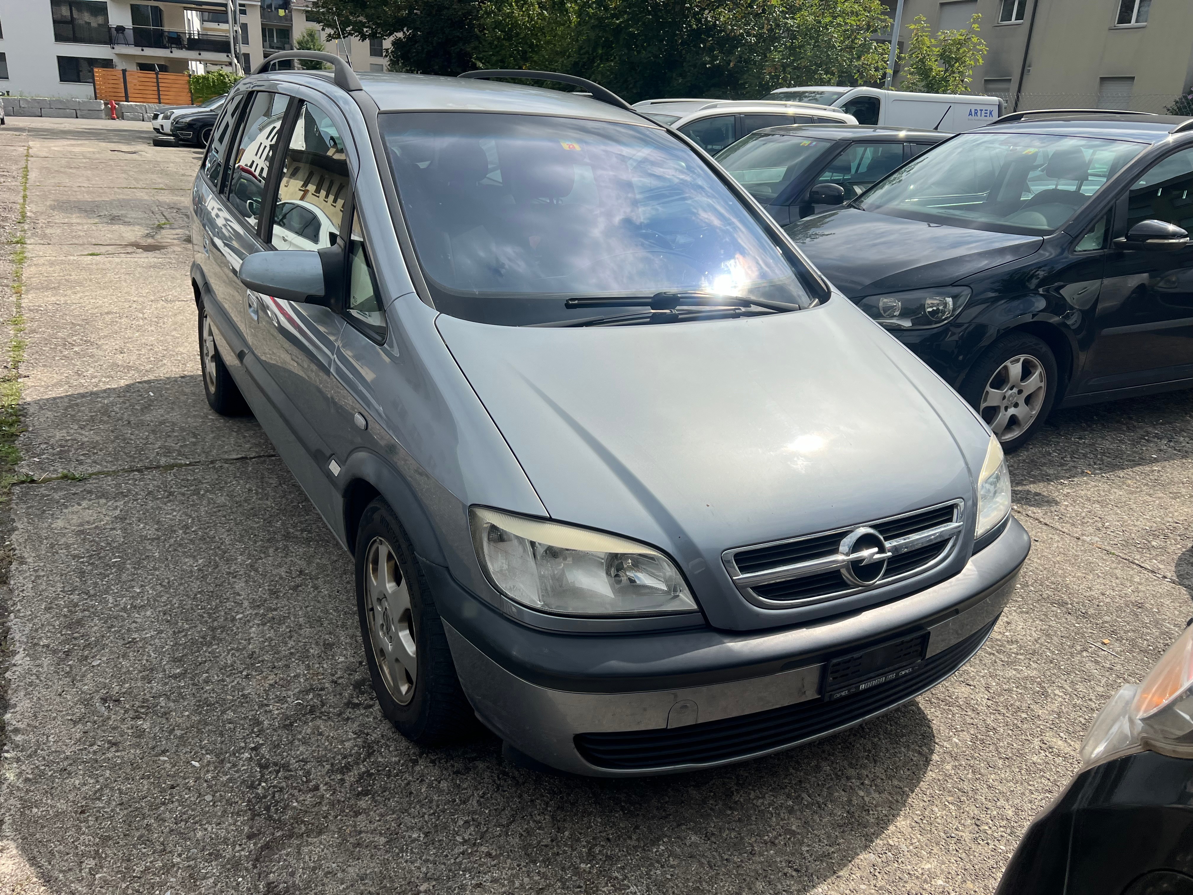 OPEL Zafira 2.2 DTi Elegance